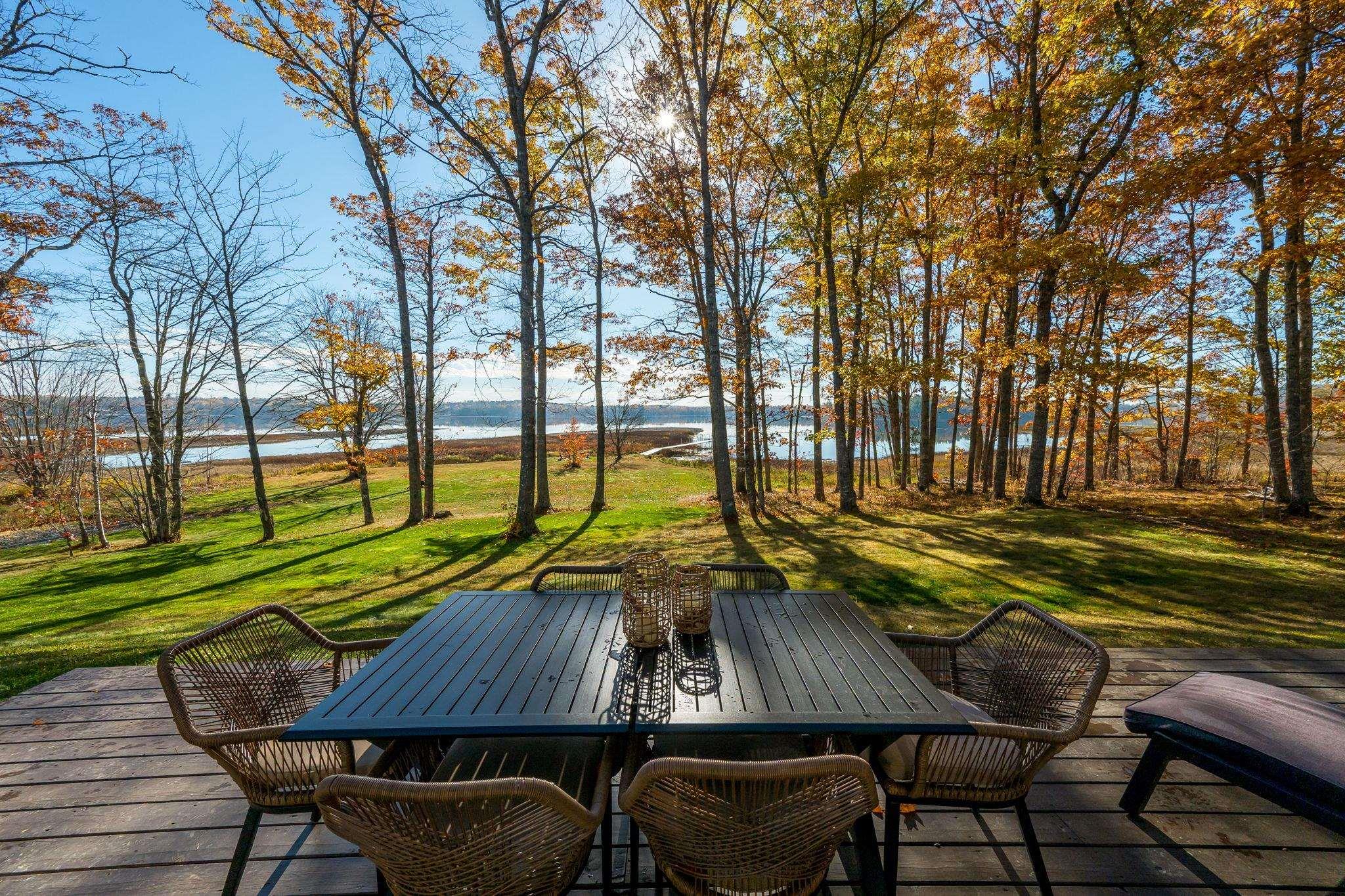 $1,399,000.00: 40 Martins Point Road, Enfield