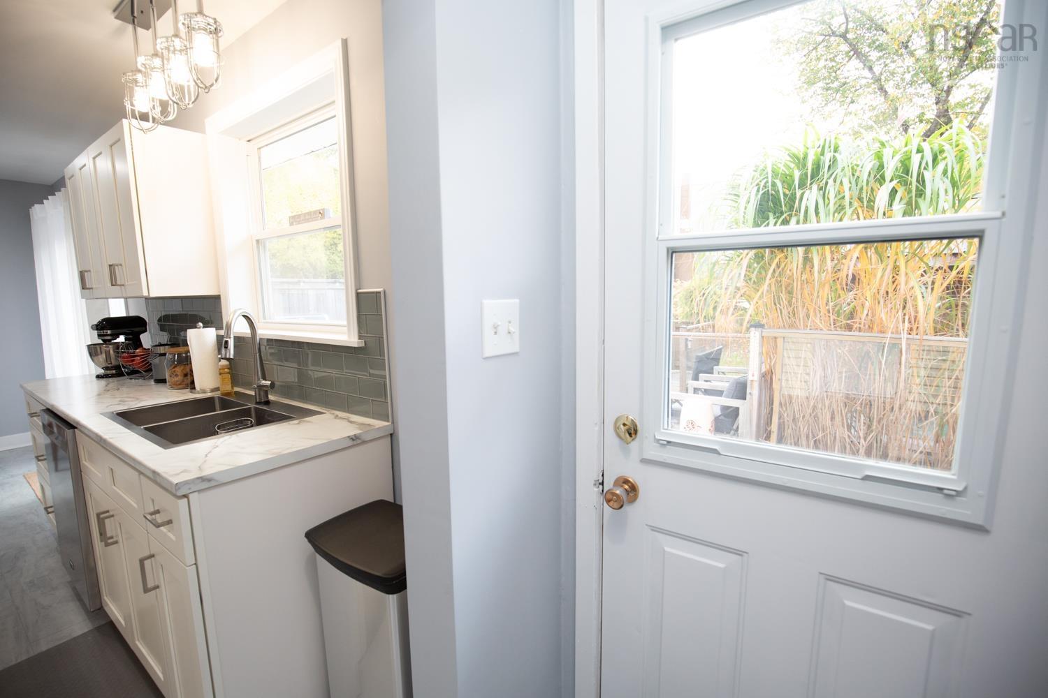 $440,000.00: 30 SOUTH Street, Truro