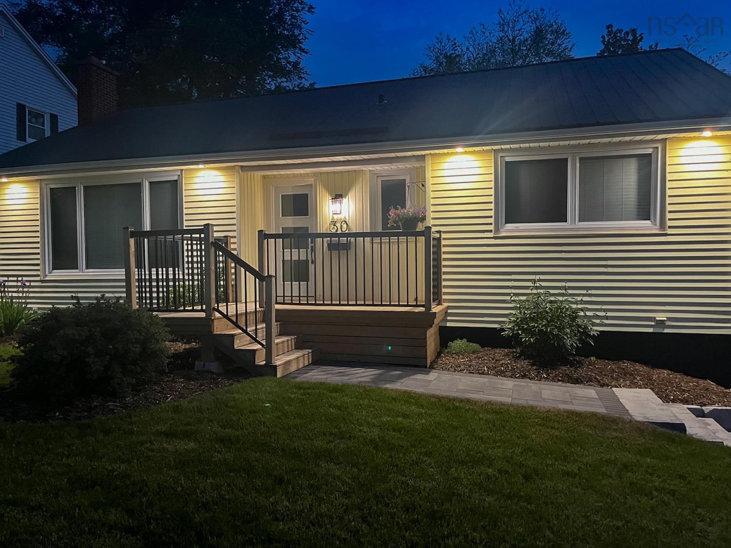 $440,000.00: 30 SOUTH Street, Truro