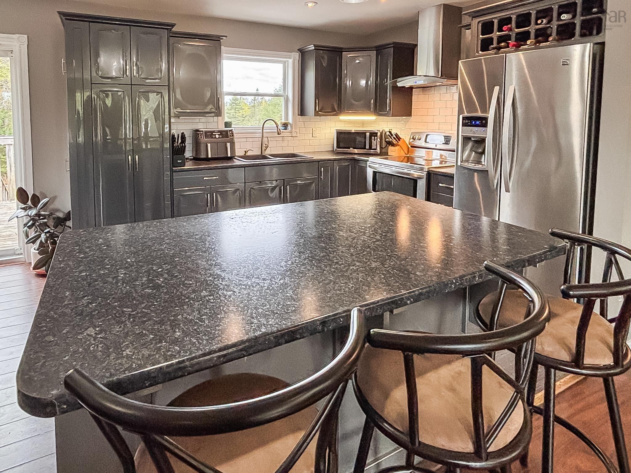 $599,000.00: 2120 Highway 332, Bayport