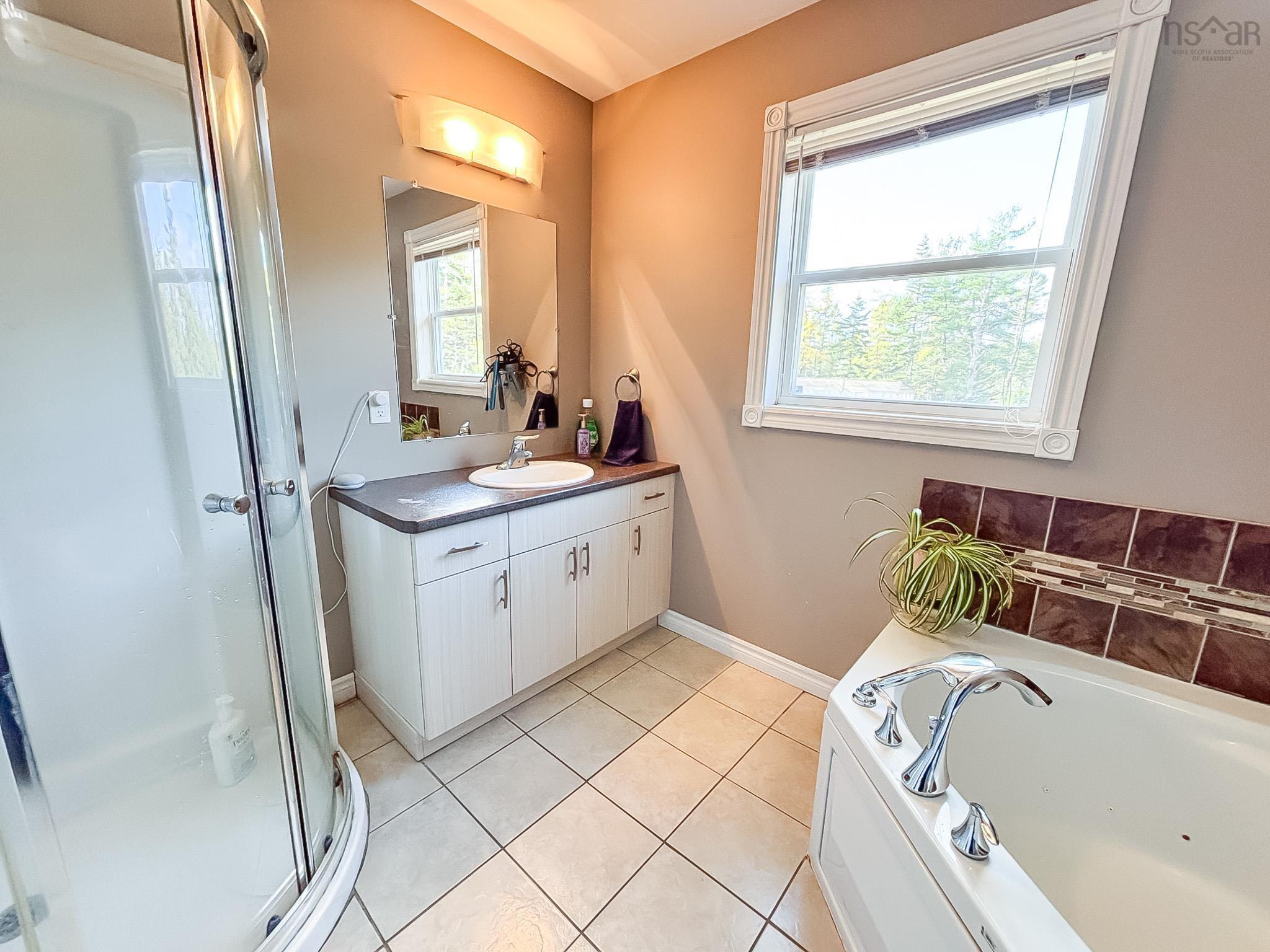 $599,000.00: 2120 Highway 332, Bayport