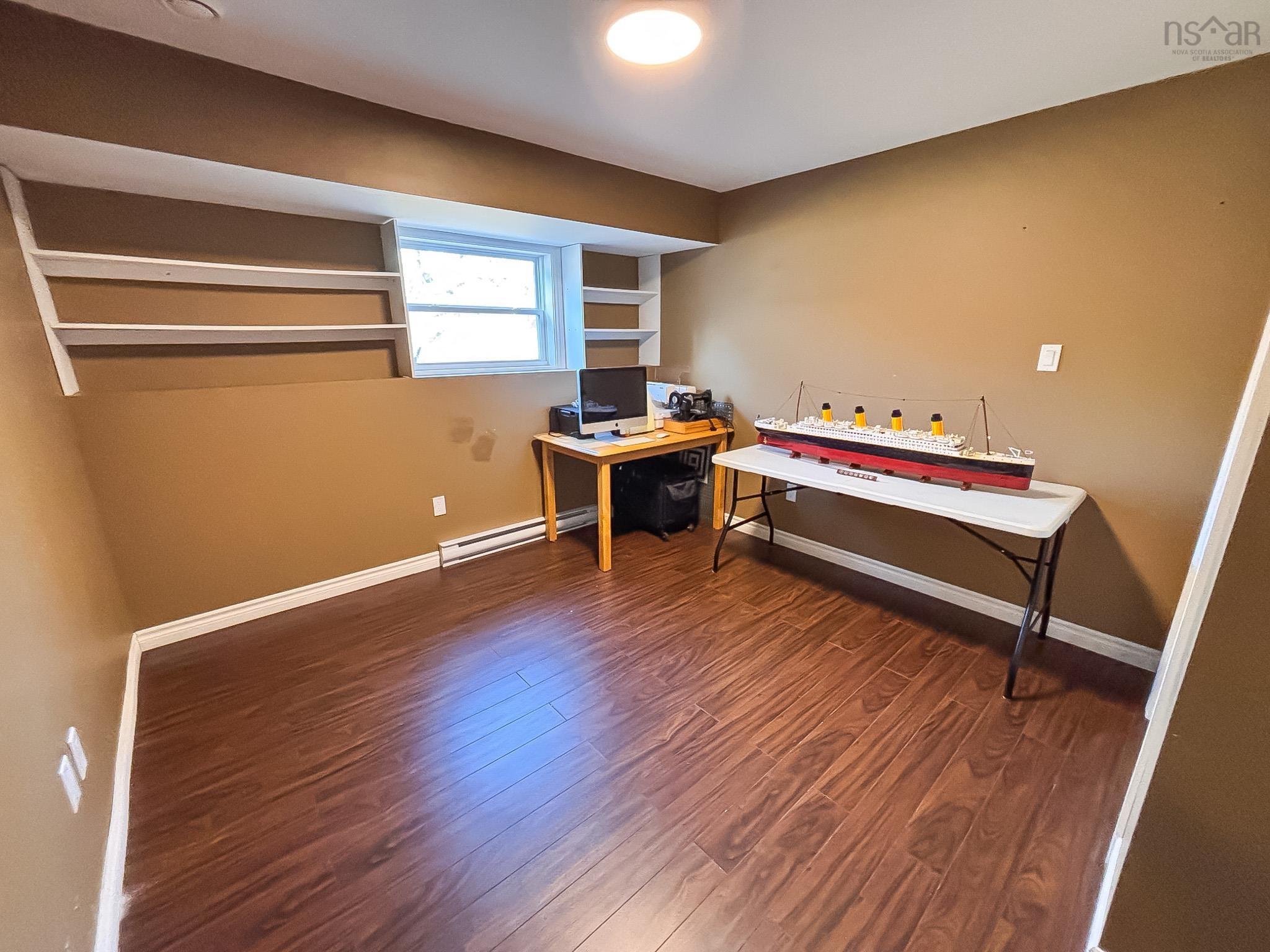 $599,000.00: 2120 Highway 332, Bayport