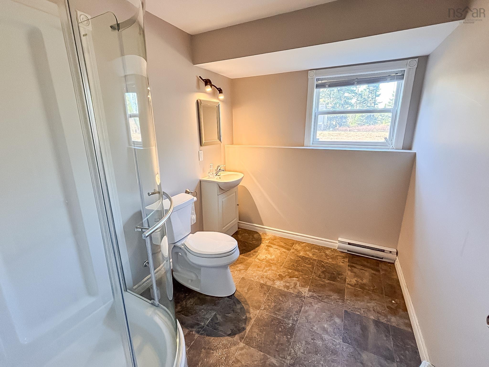 $599,000.00: 2120 Highway 332, Bayport