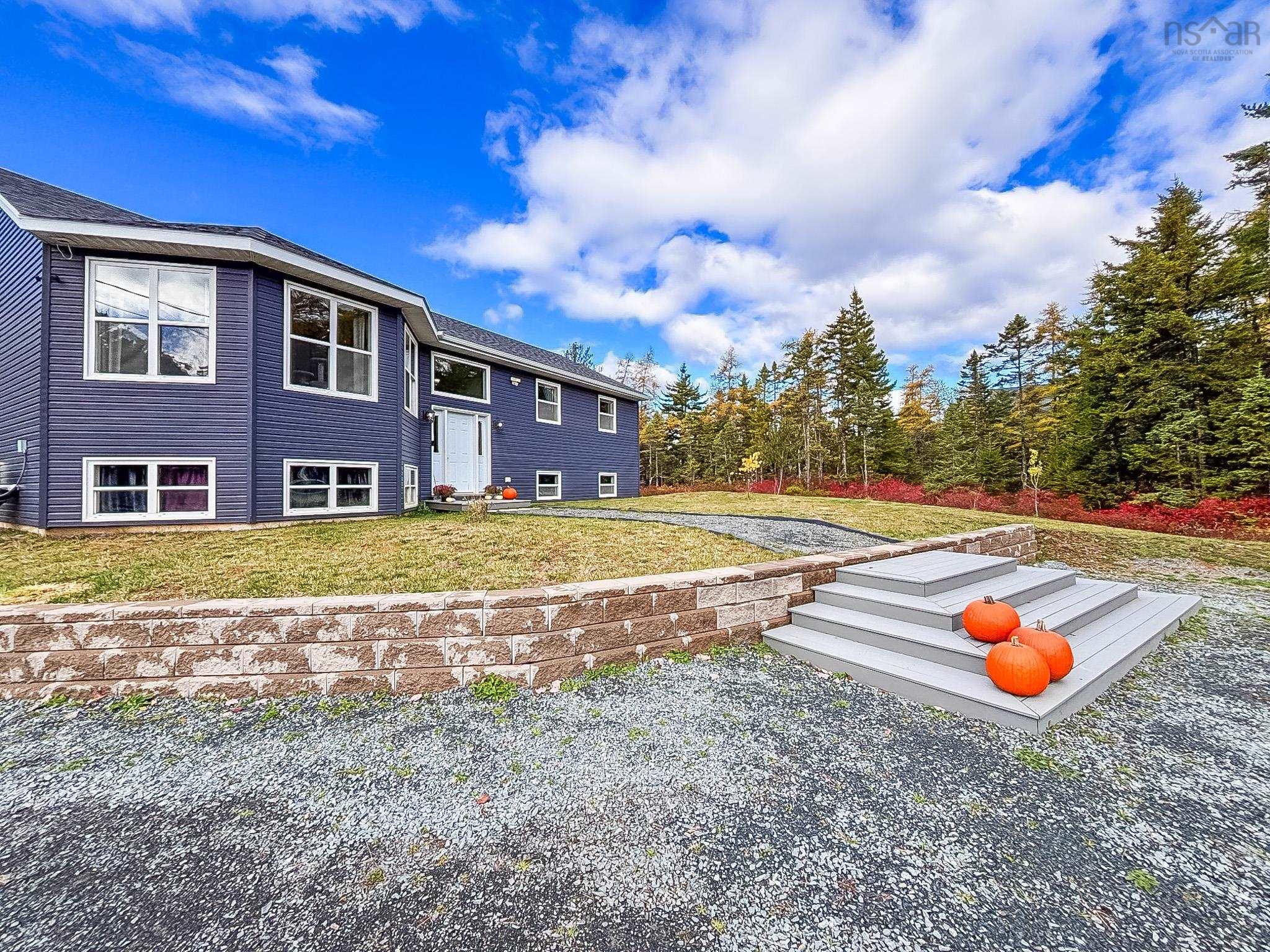 $599,000.00: 2120 Highway 332, Bayport