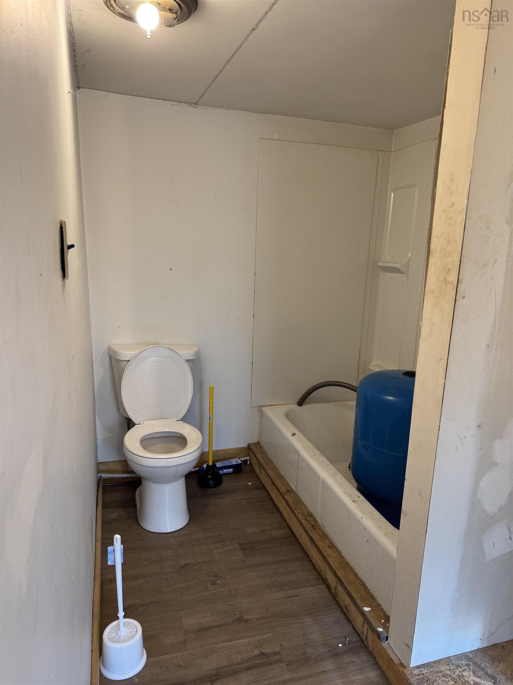 $69,999.00: 91 Upper Cross Road, Conway