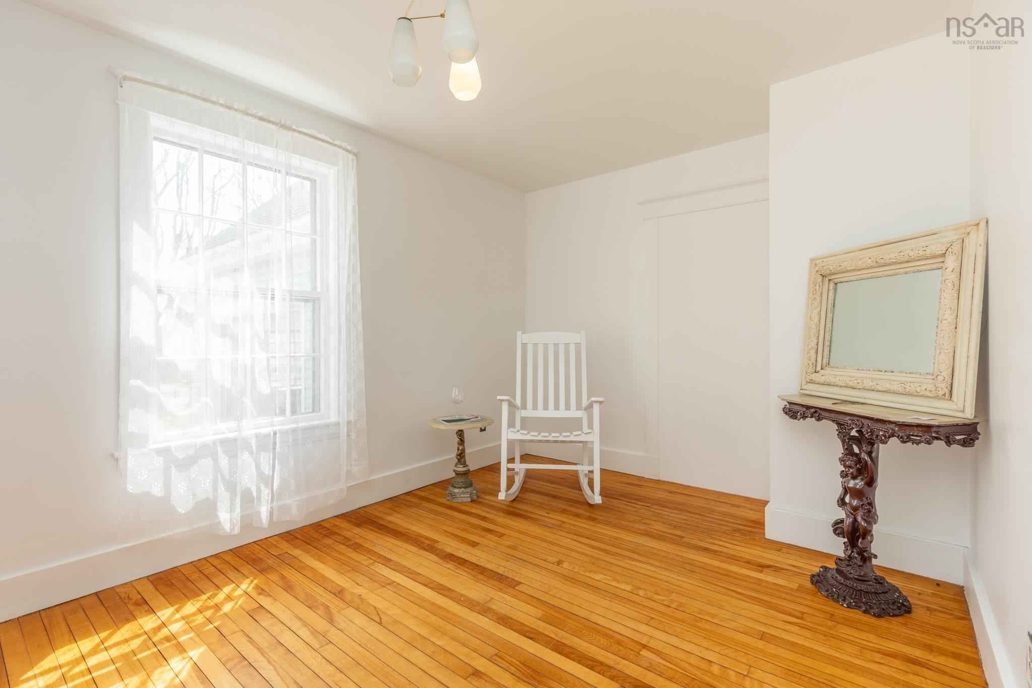 $269,000.00: 91 Cliff Street, Yarmouth