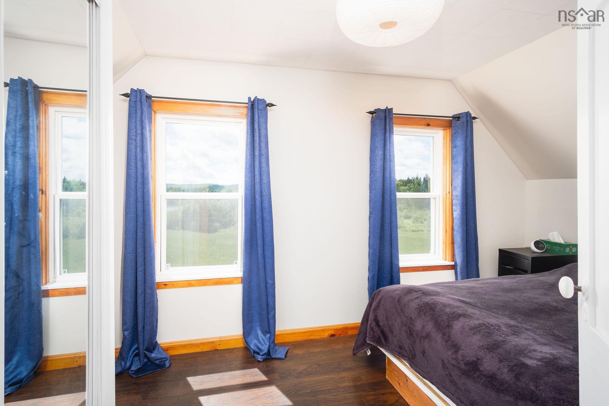 $499,900.00: 10353 Marble Mountain Road, Orangedale