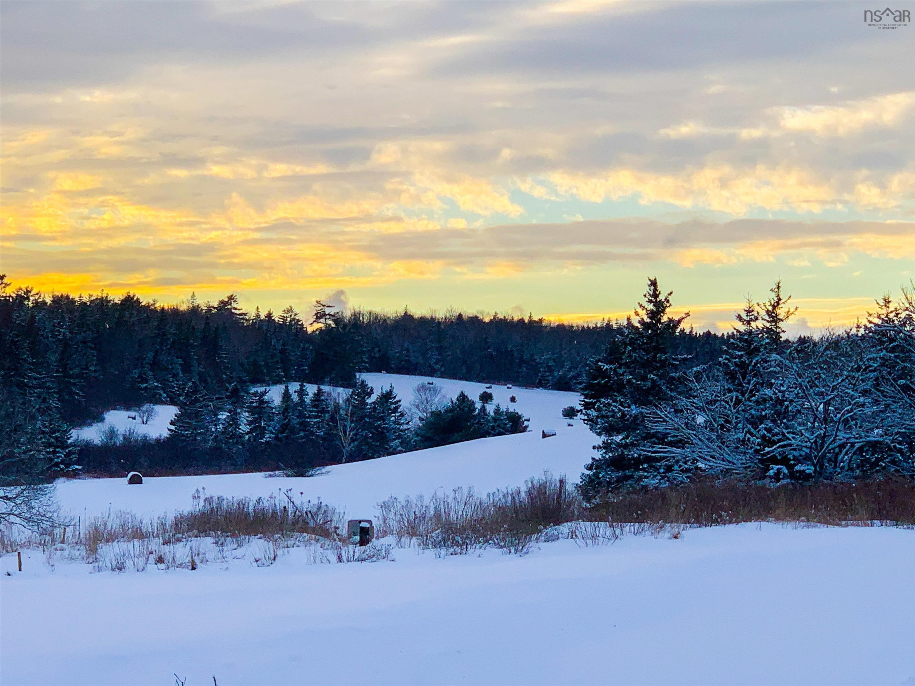 $499,900.00: 10353 Marble Mountain Road, Orangedale