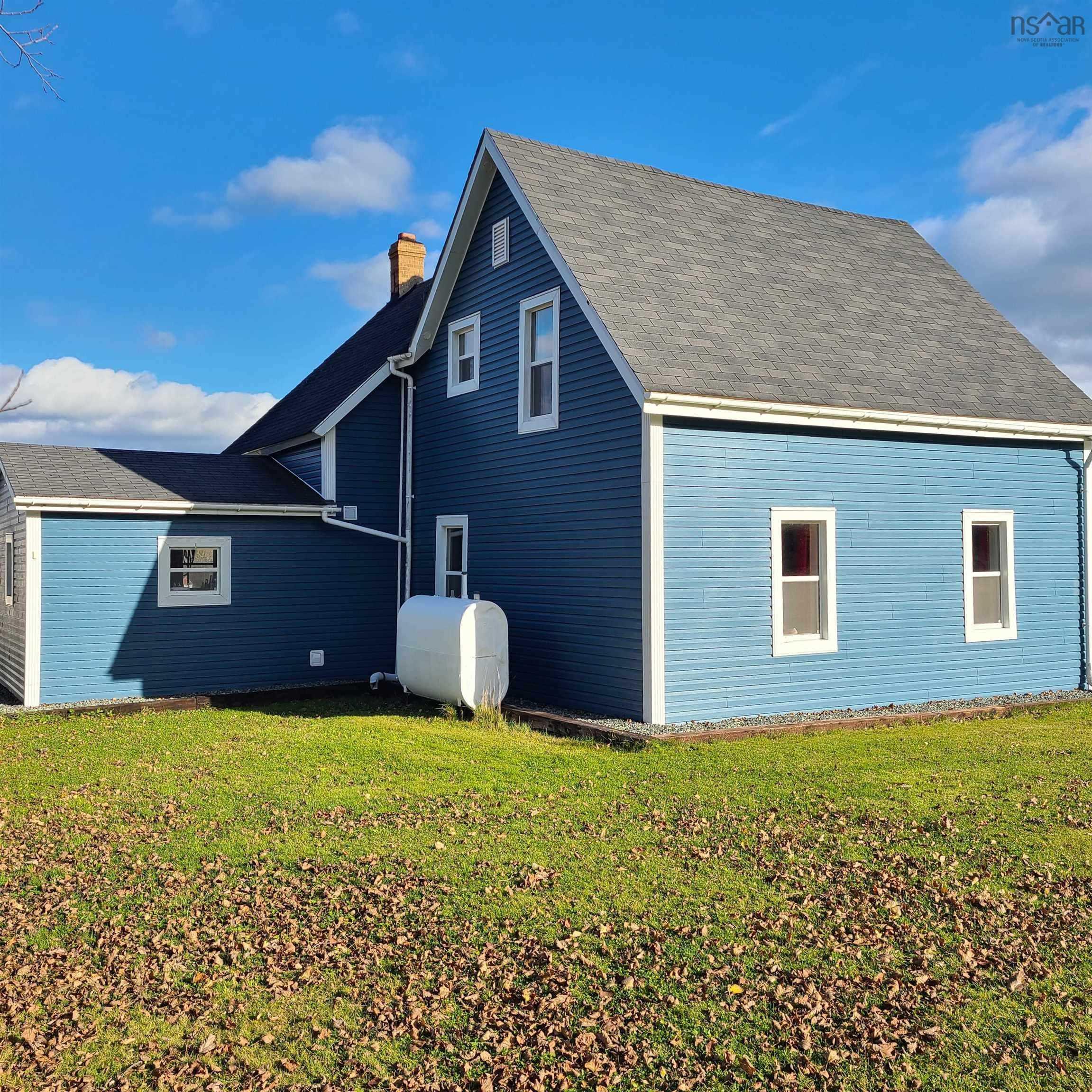 $499,900.00: 10353 Marble Mountain Road, Orangedale