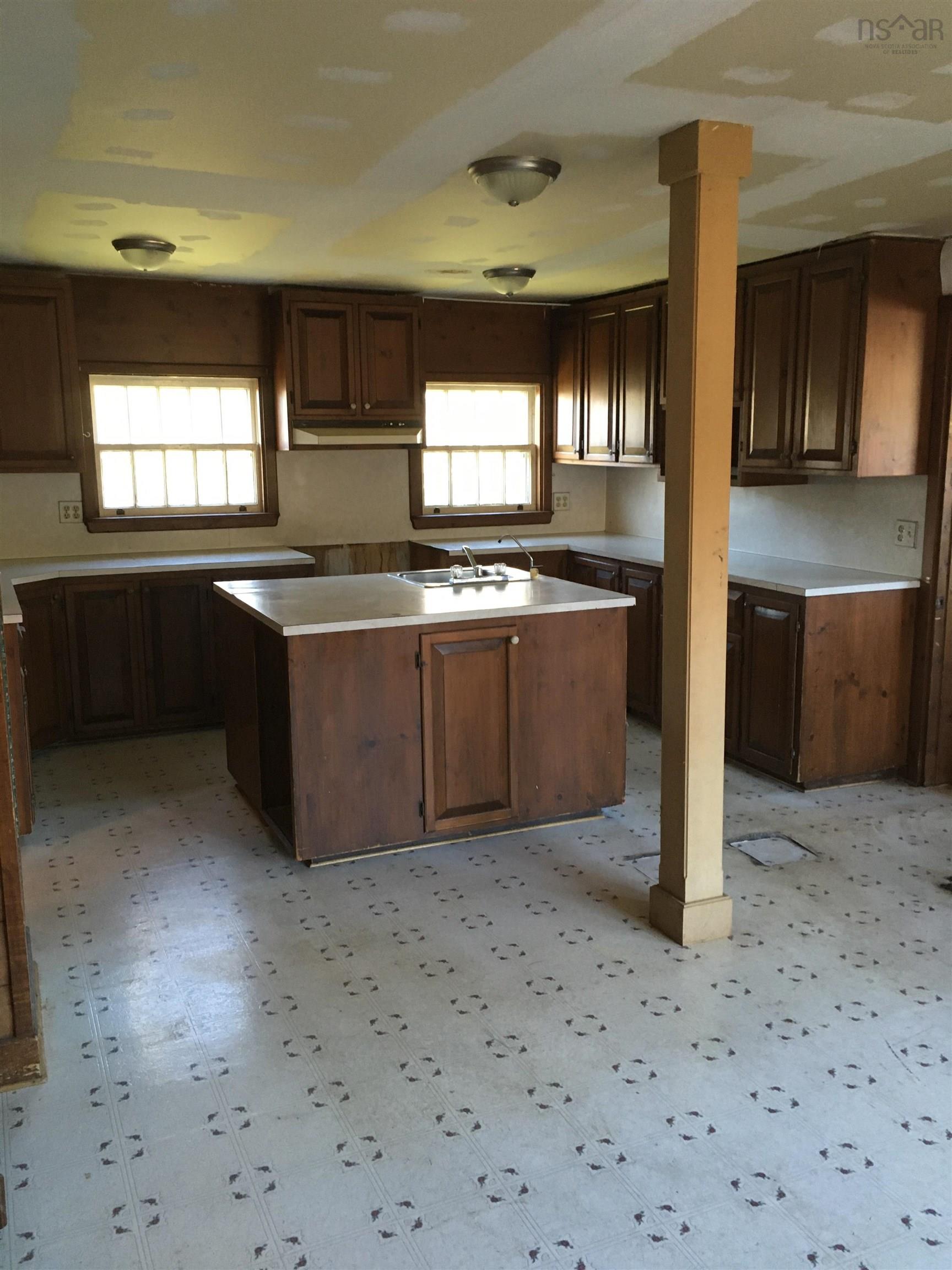 $129,000.00: 1945 Italy Cross Road, Petite Rivière