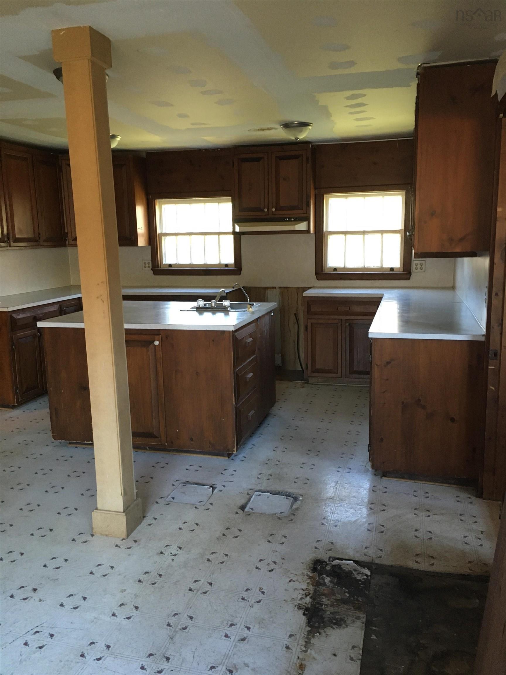 $129,000.00: 1945 Italy Cross Road, Petite Rivière