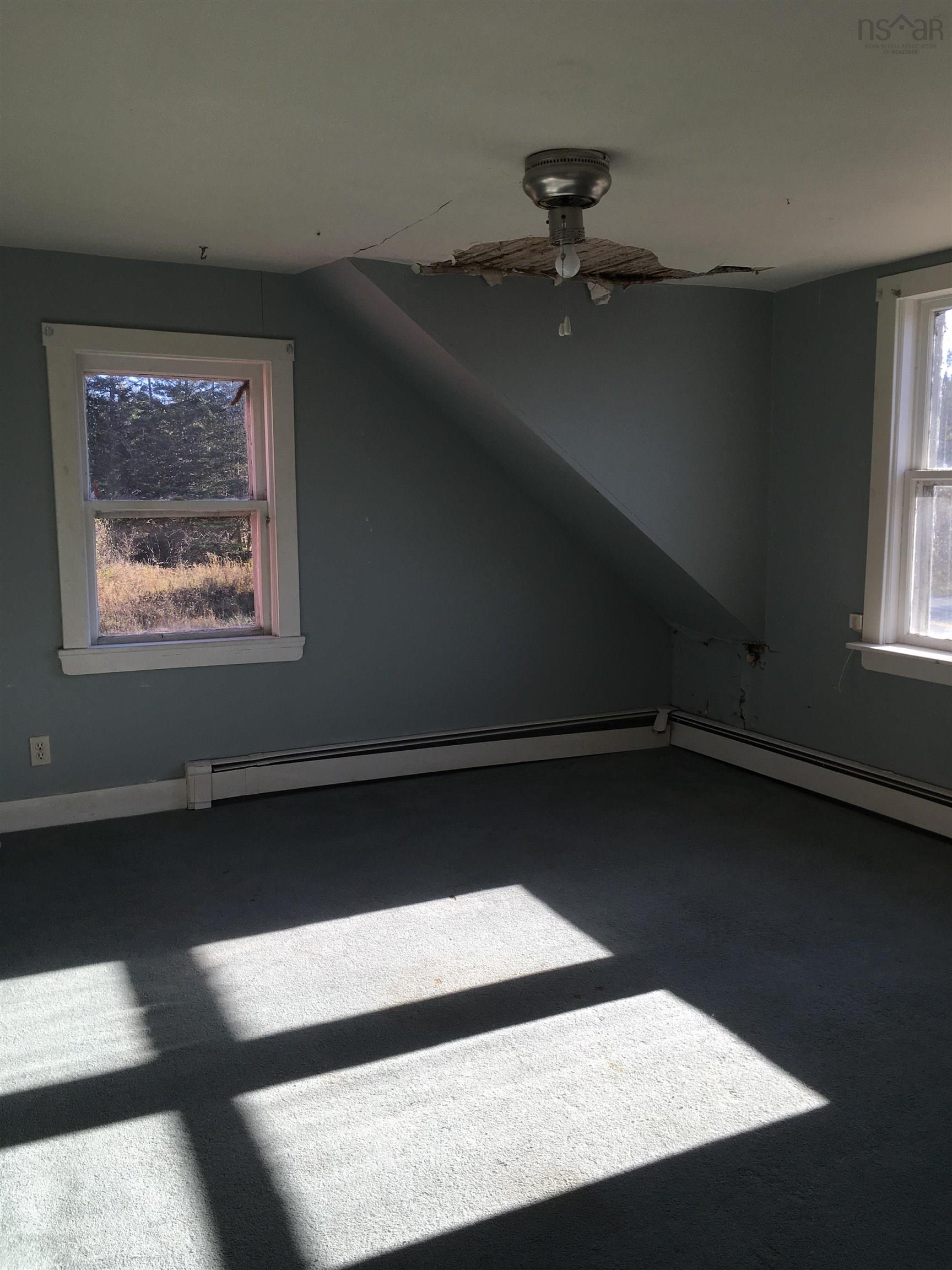 $129,000.00: 1945 Italy Cross Road, Petite Rivière