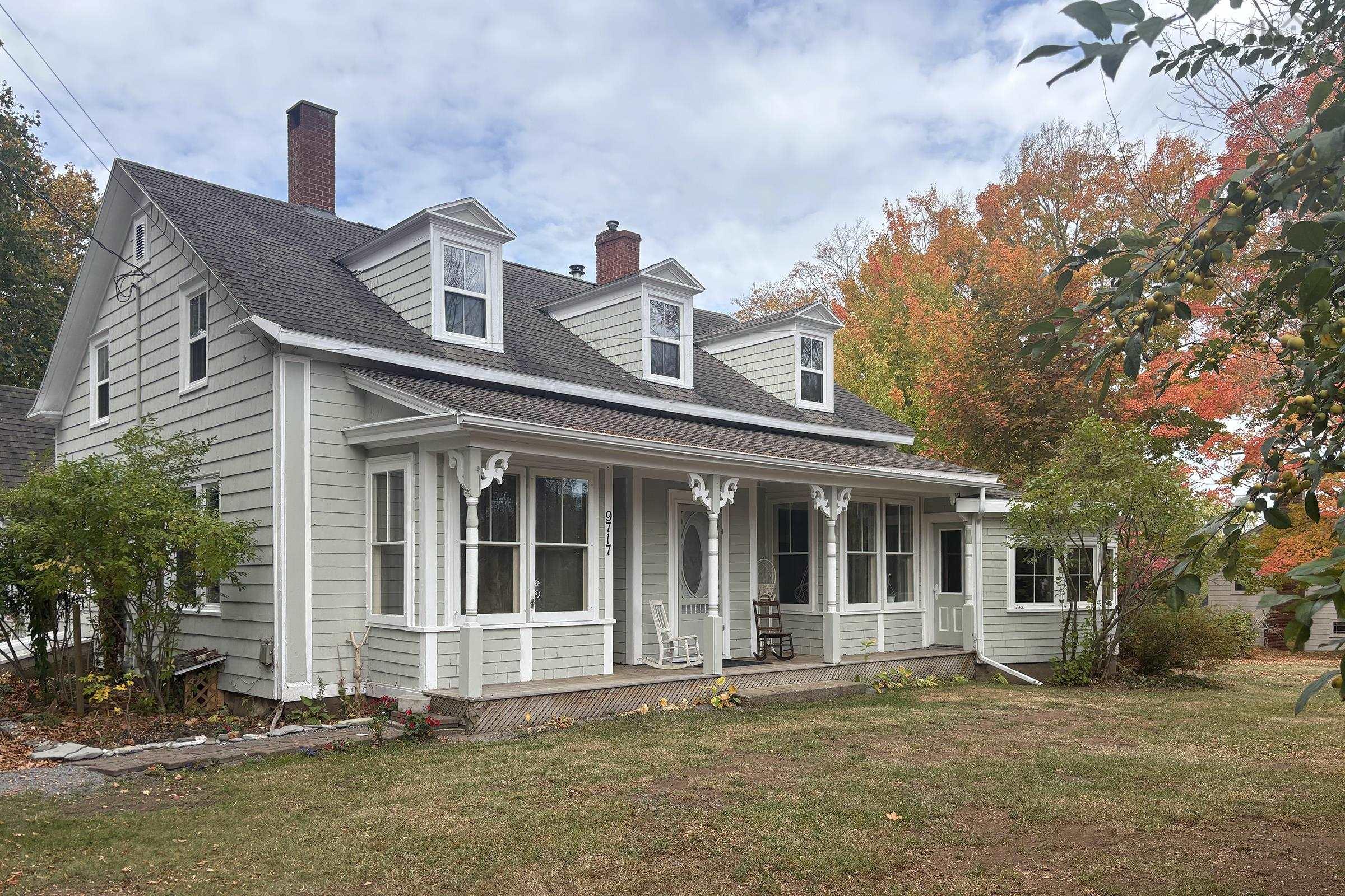 $425,000.00: 9717 Highway 10, Nictaux