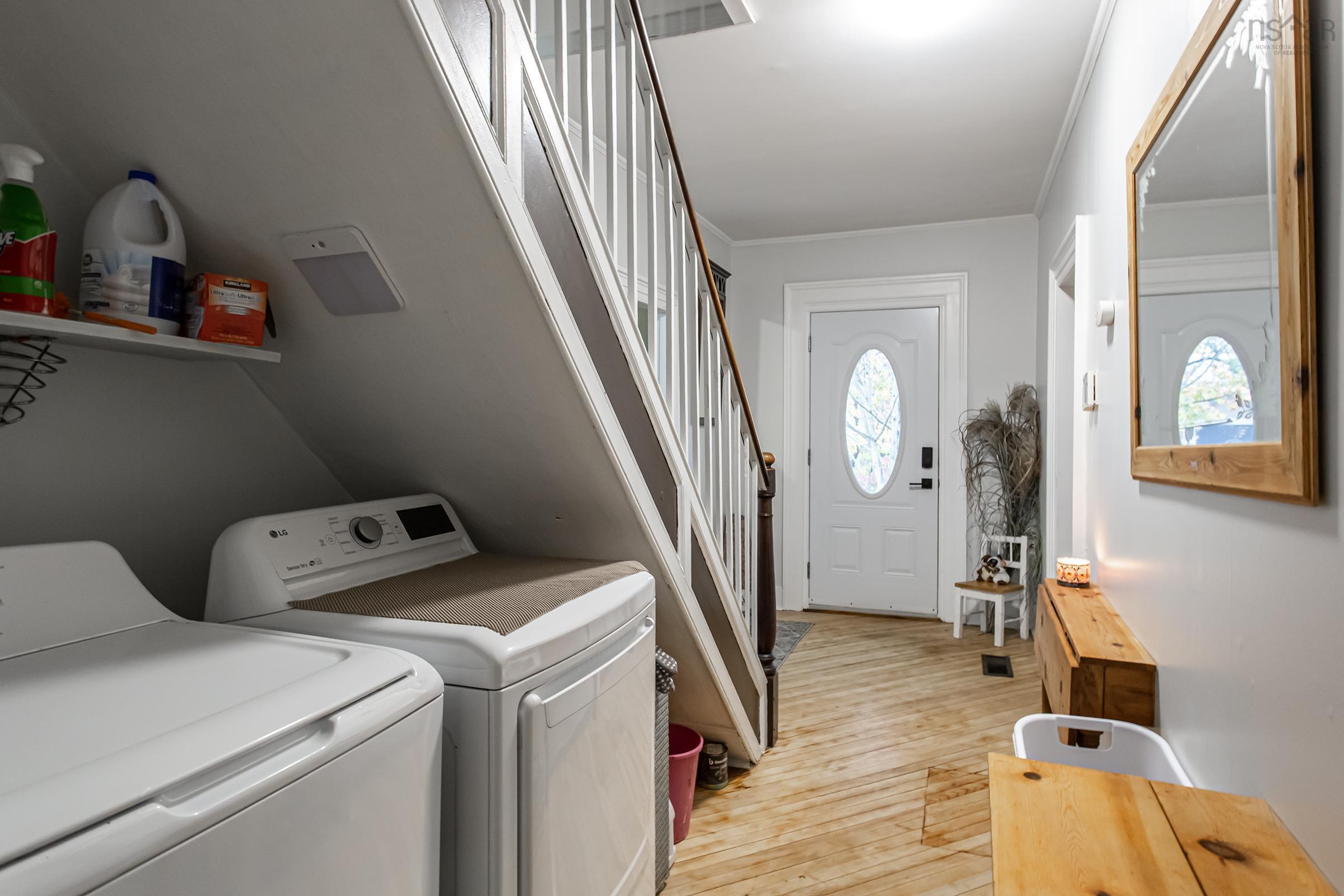 $425,000.00: 9717 Highway 10, Nictaux