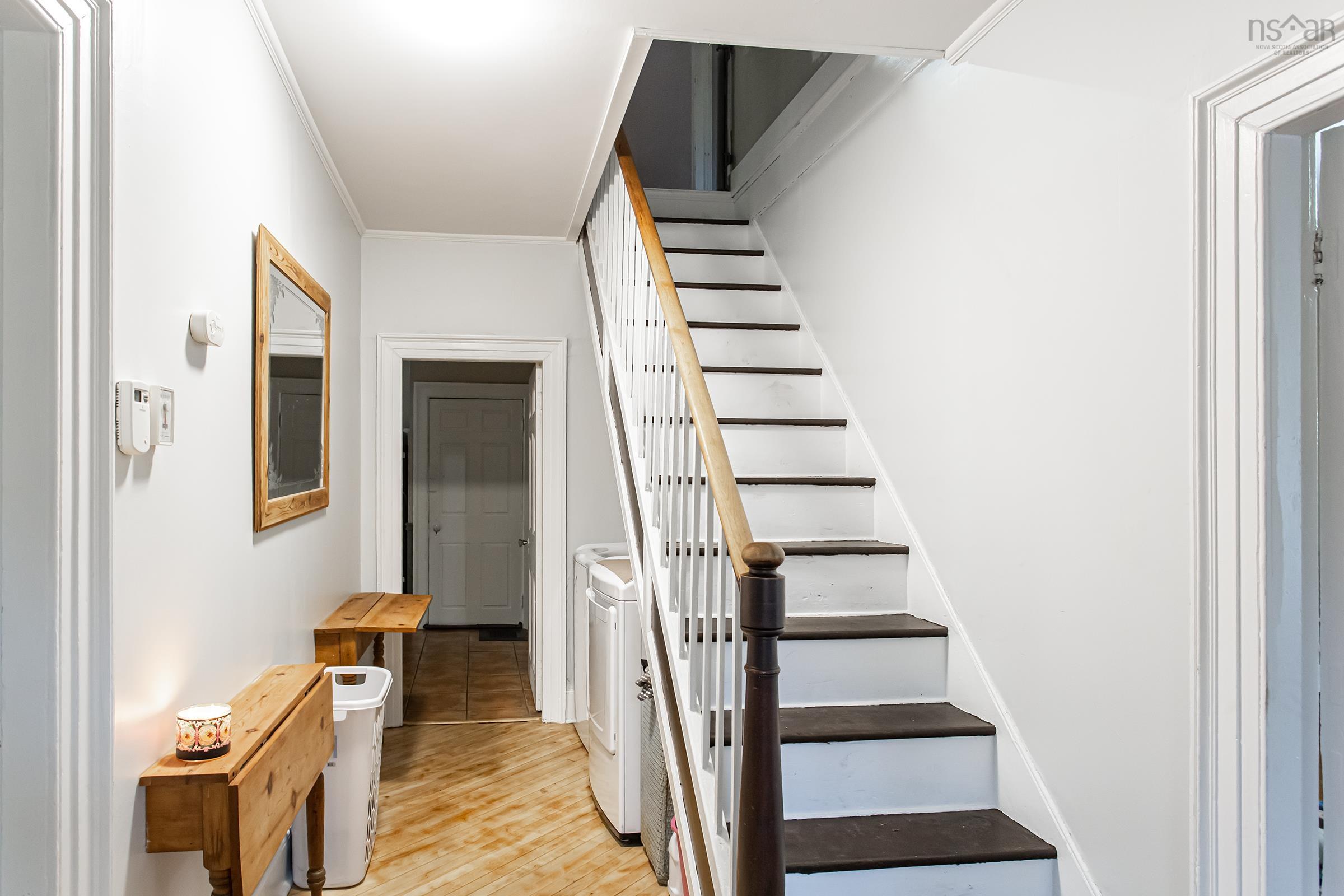 $425,000.00: 9717 Highway 10, Nictaux