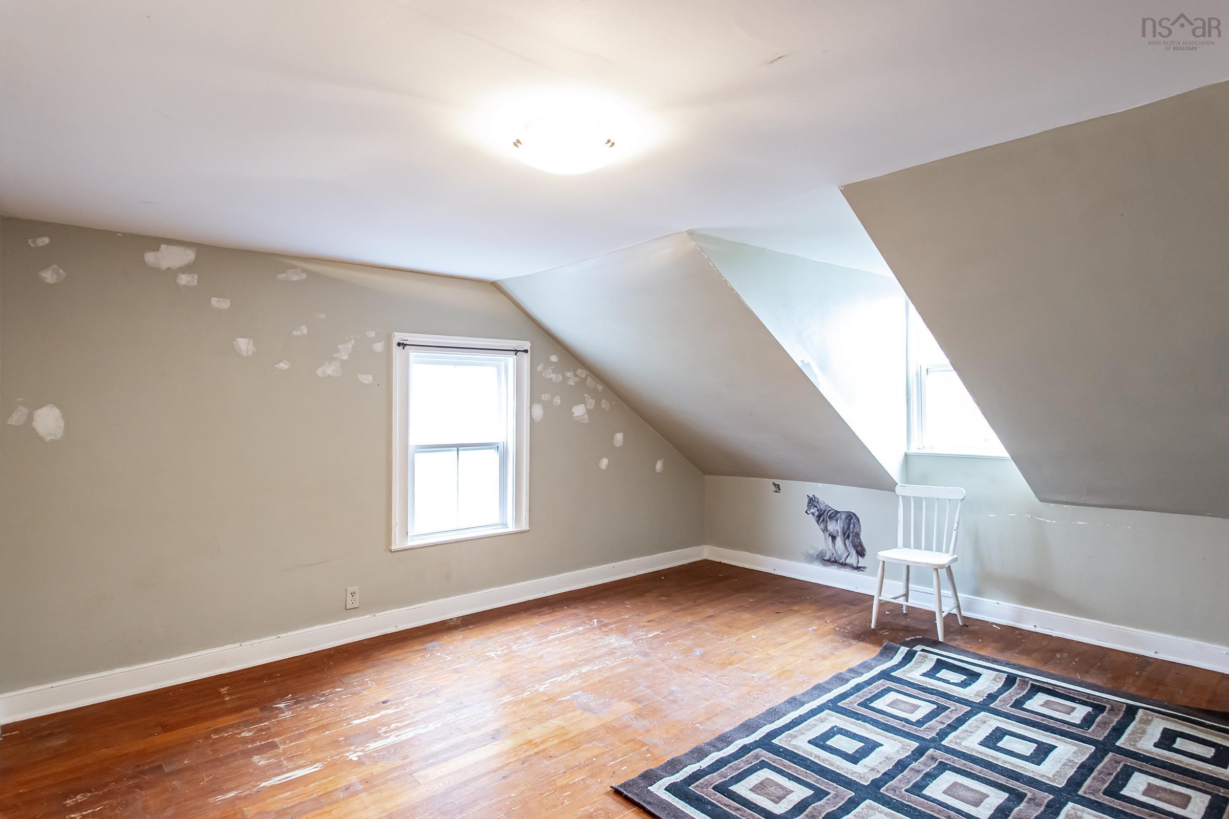 $425,000.00: 9717 Highway 10, Nictaux