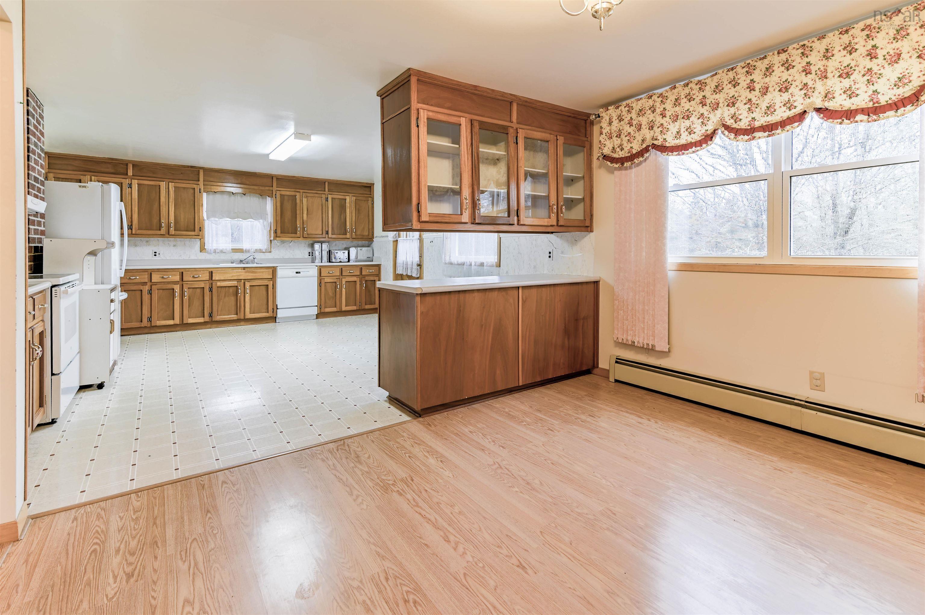 $450,000.00: 4022 Aylesford Rd, Lake Paul