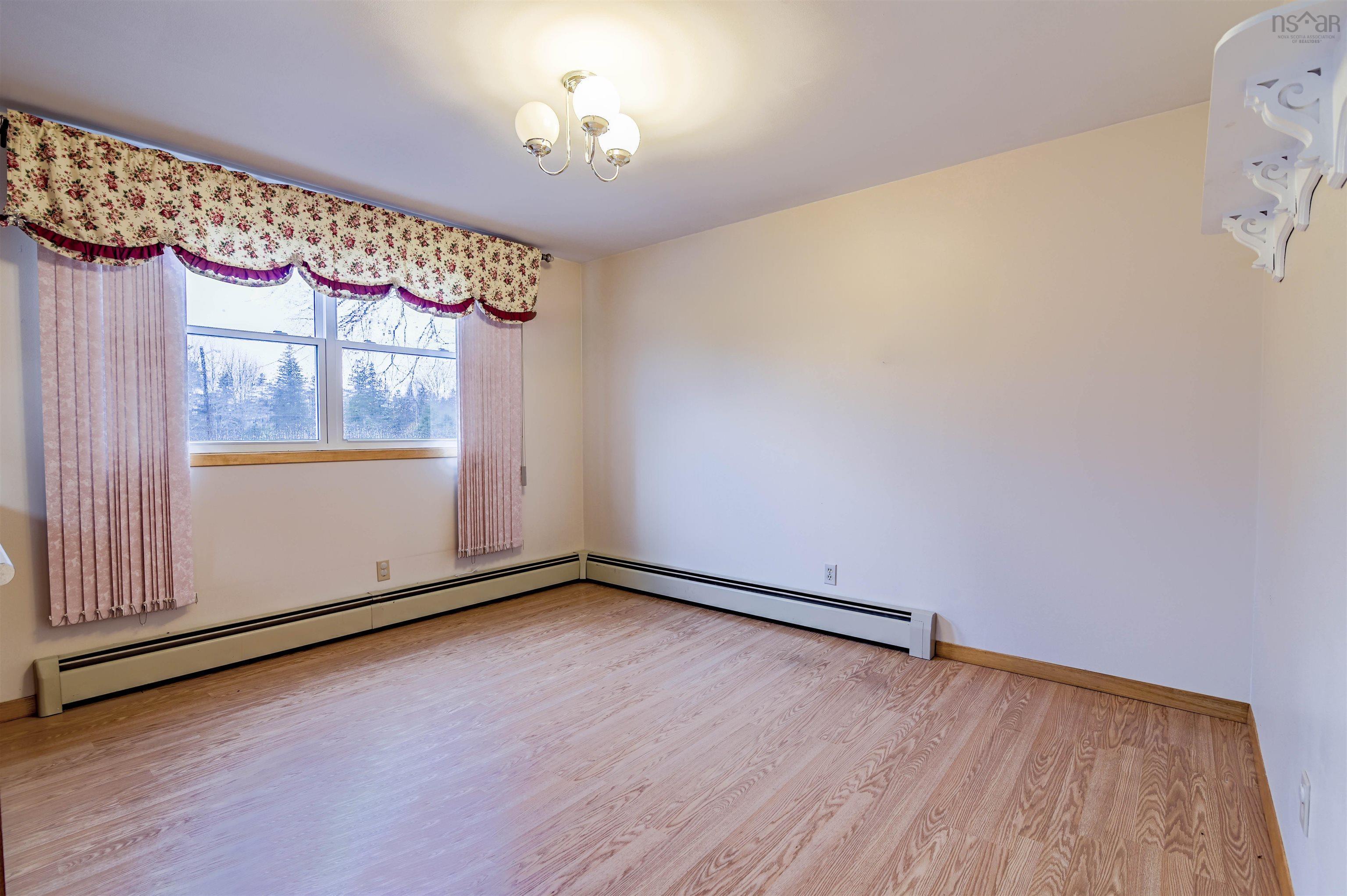 $450,000.00: 4022 Aylesford Rd, Lake Paul