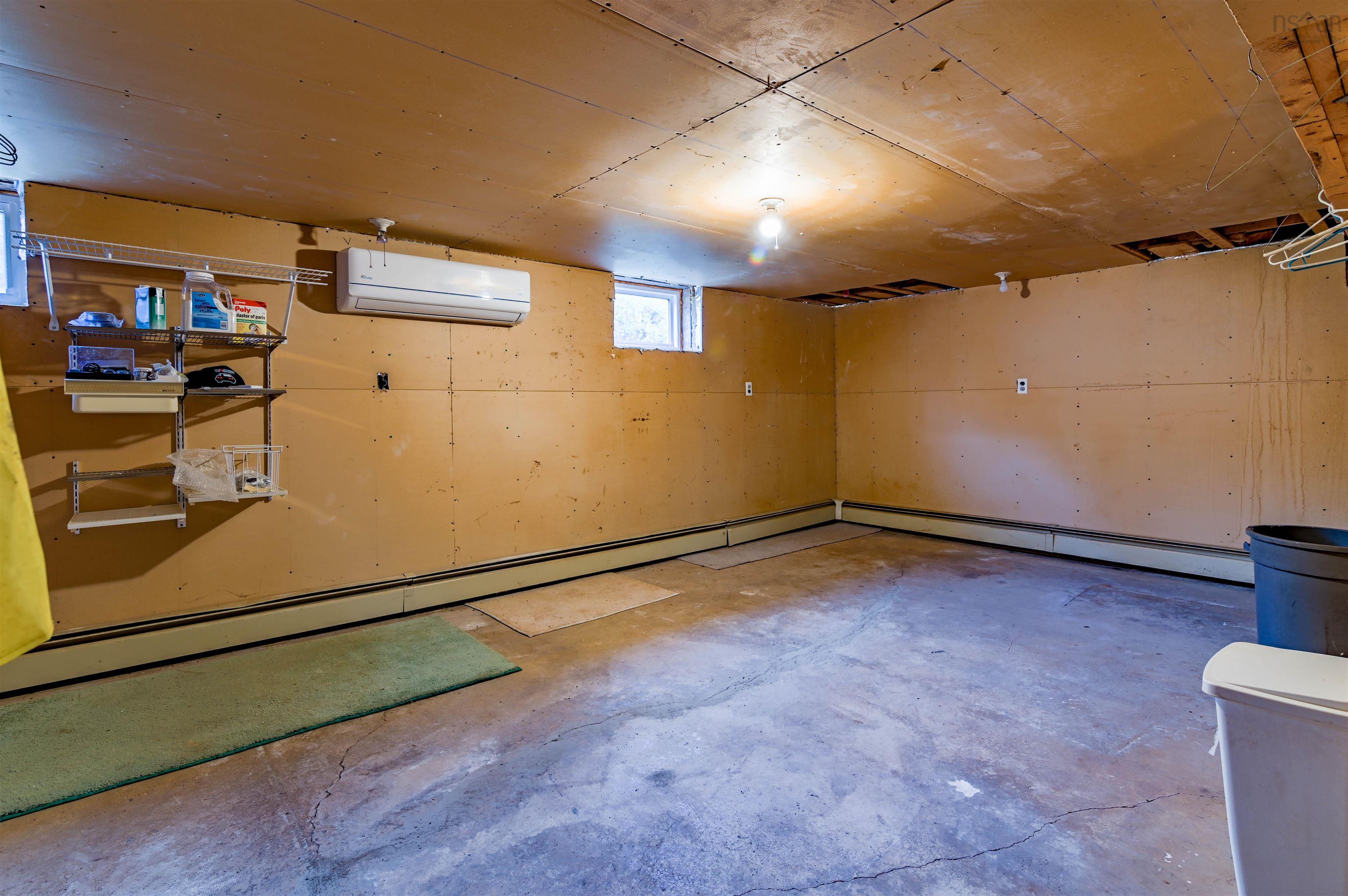 $450,000.00: 4022 Aylesford Rd, Lake Paul