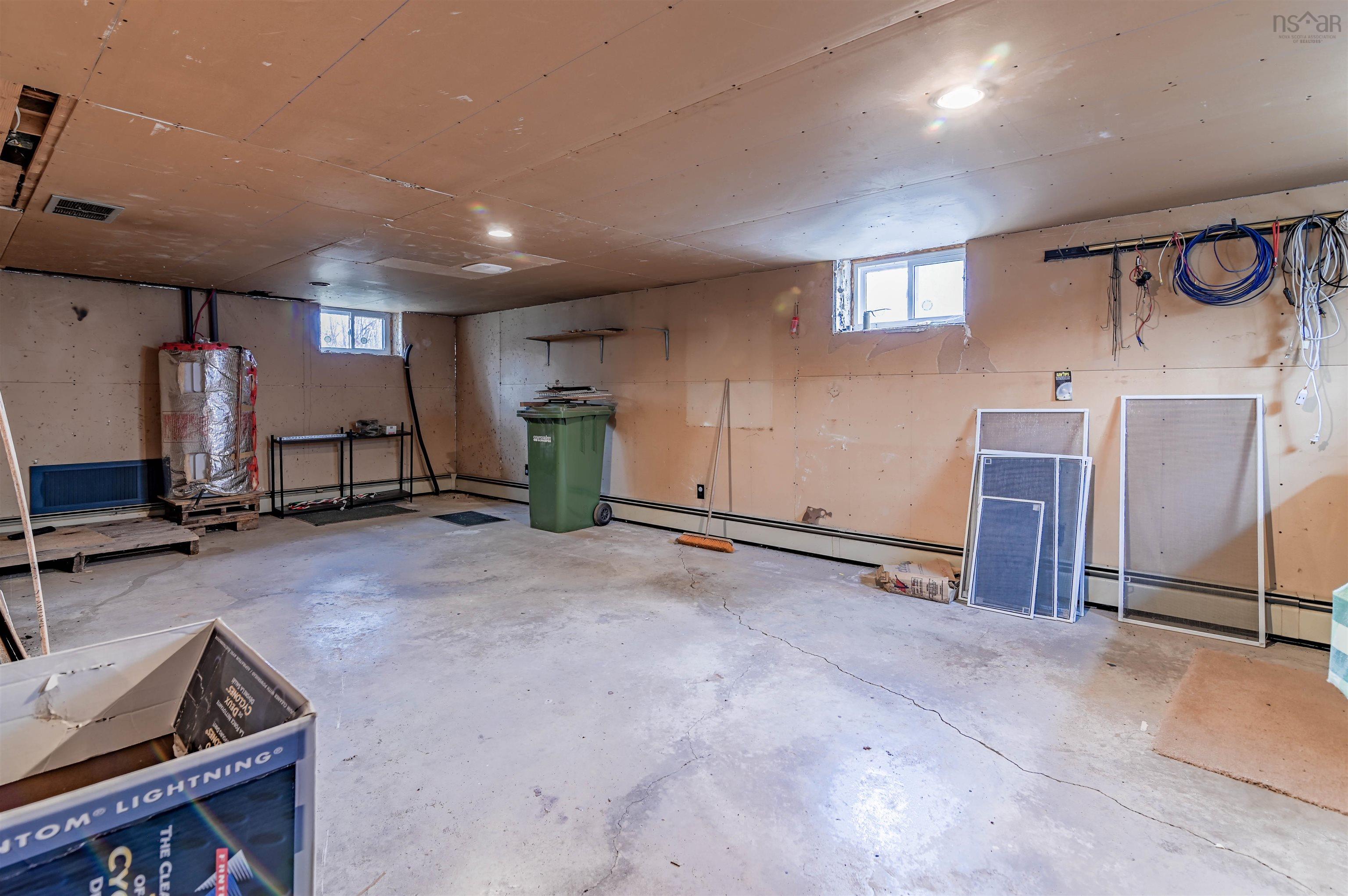 $450,000.00: 4022 Aylesford Rd, Lake Paul