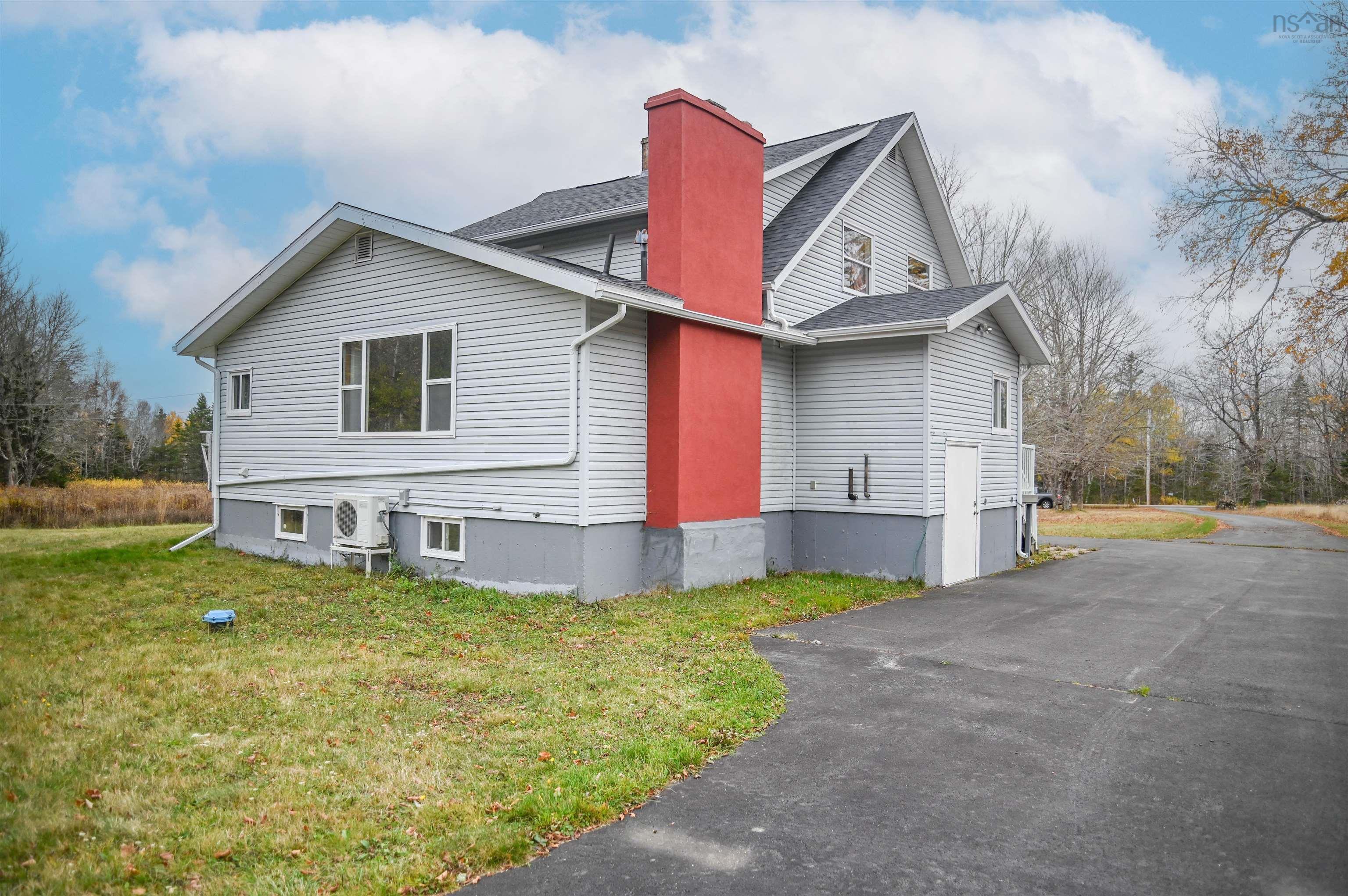 $450,000.00: 4022 Aylesford Rd, Lake Paul