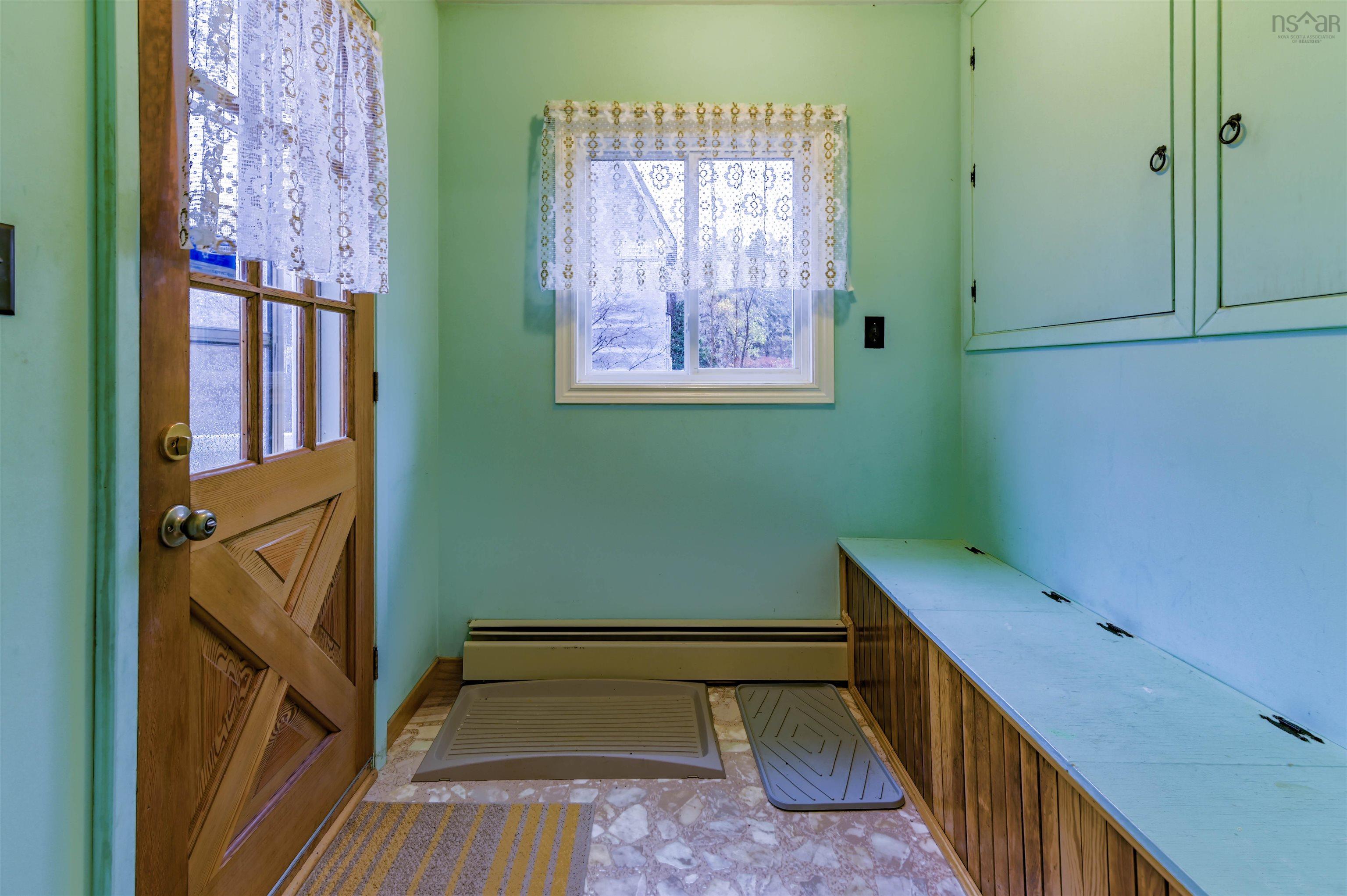 $450,000.00: 4022 Aylesford Rd, Lake Paul