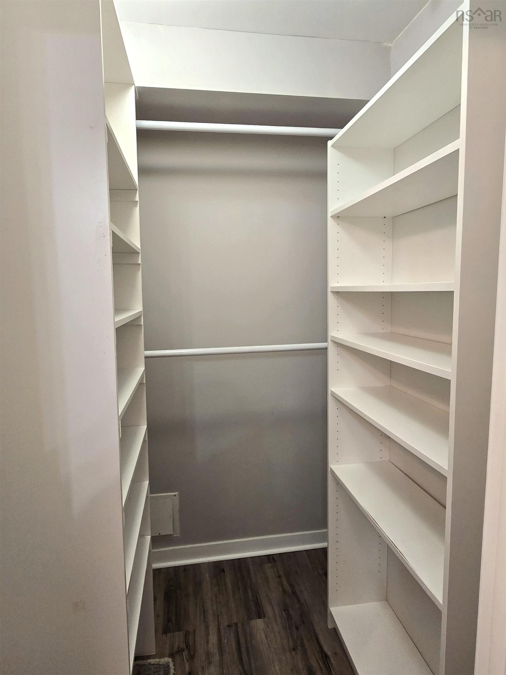 $290,000.00: 208 41 Moirs Mill Road, Bedford