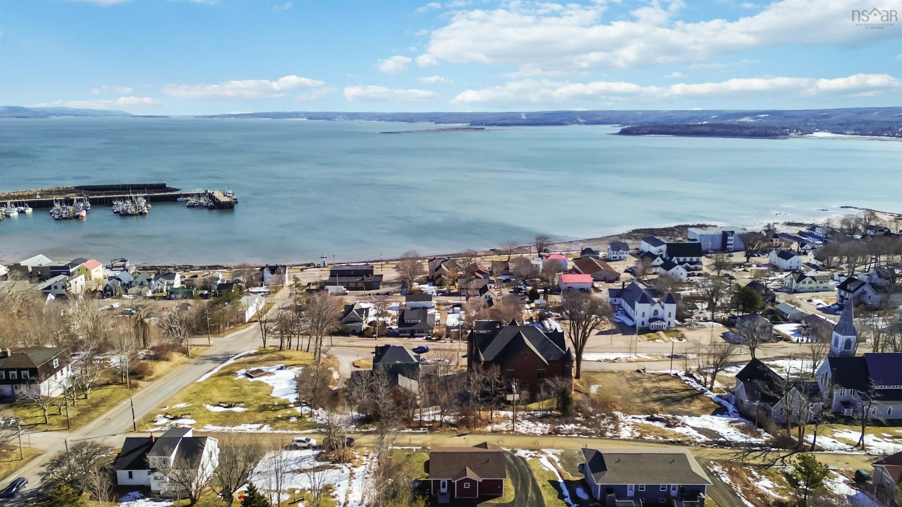 $369,900.00: 109 Second Ave Avenue, Digby