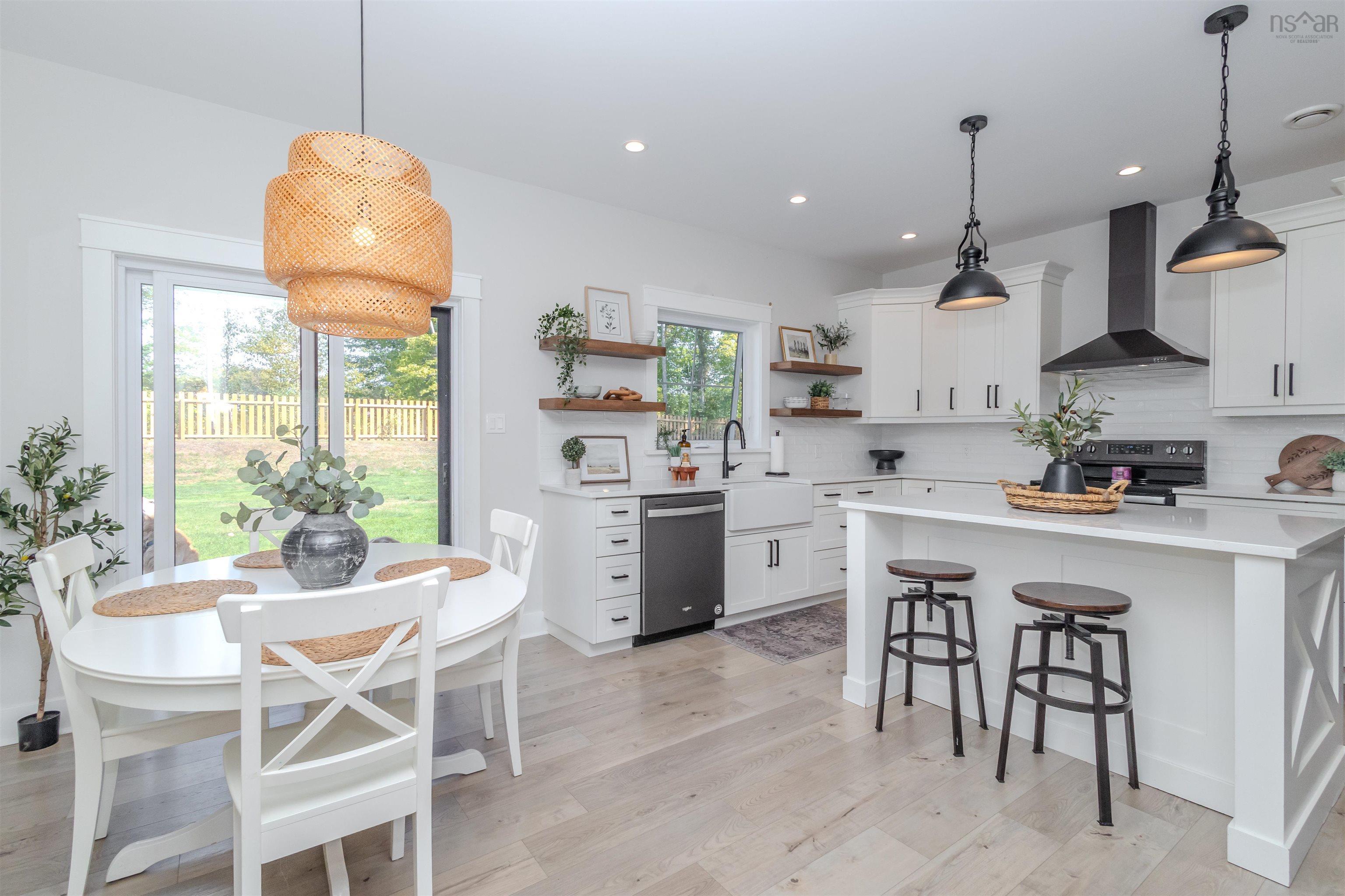 $549,900.00: 131 Marbern Street, Howie Centre