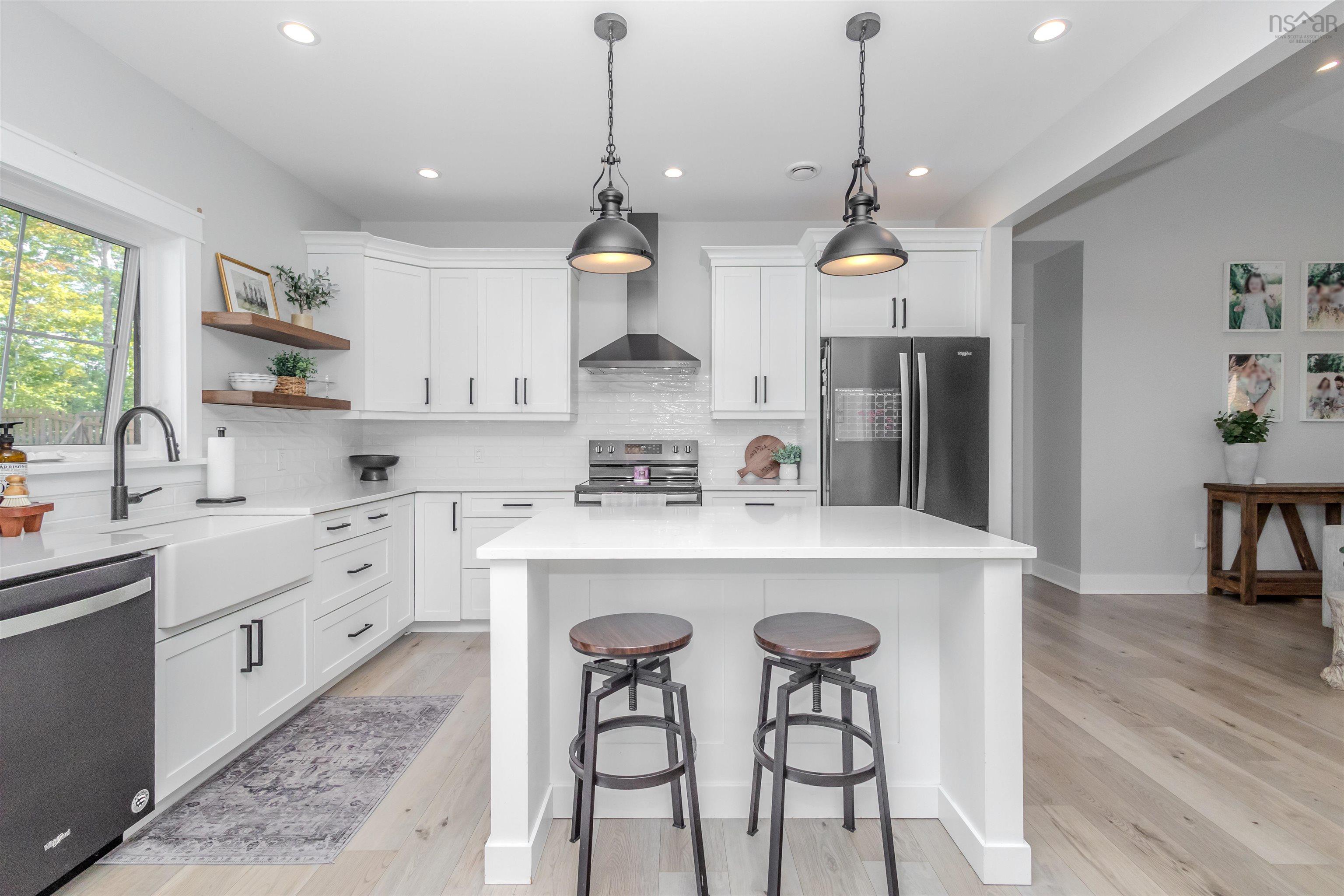 $549,900.00: 131 Marbern Street, Howie Centre