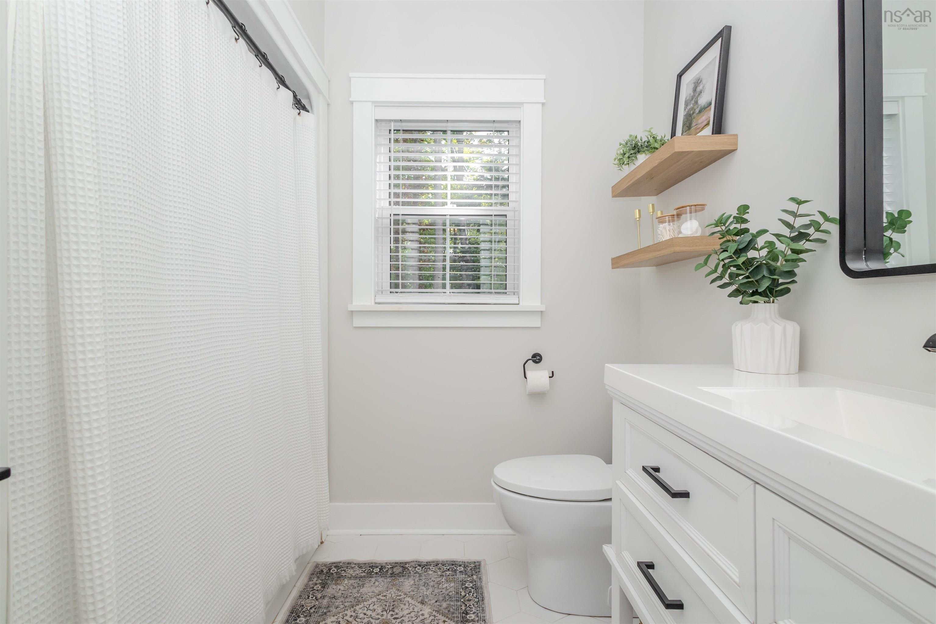 $549,900.00: 131 Marbern Street, Howie Centre