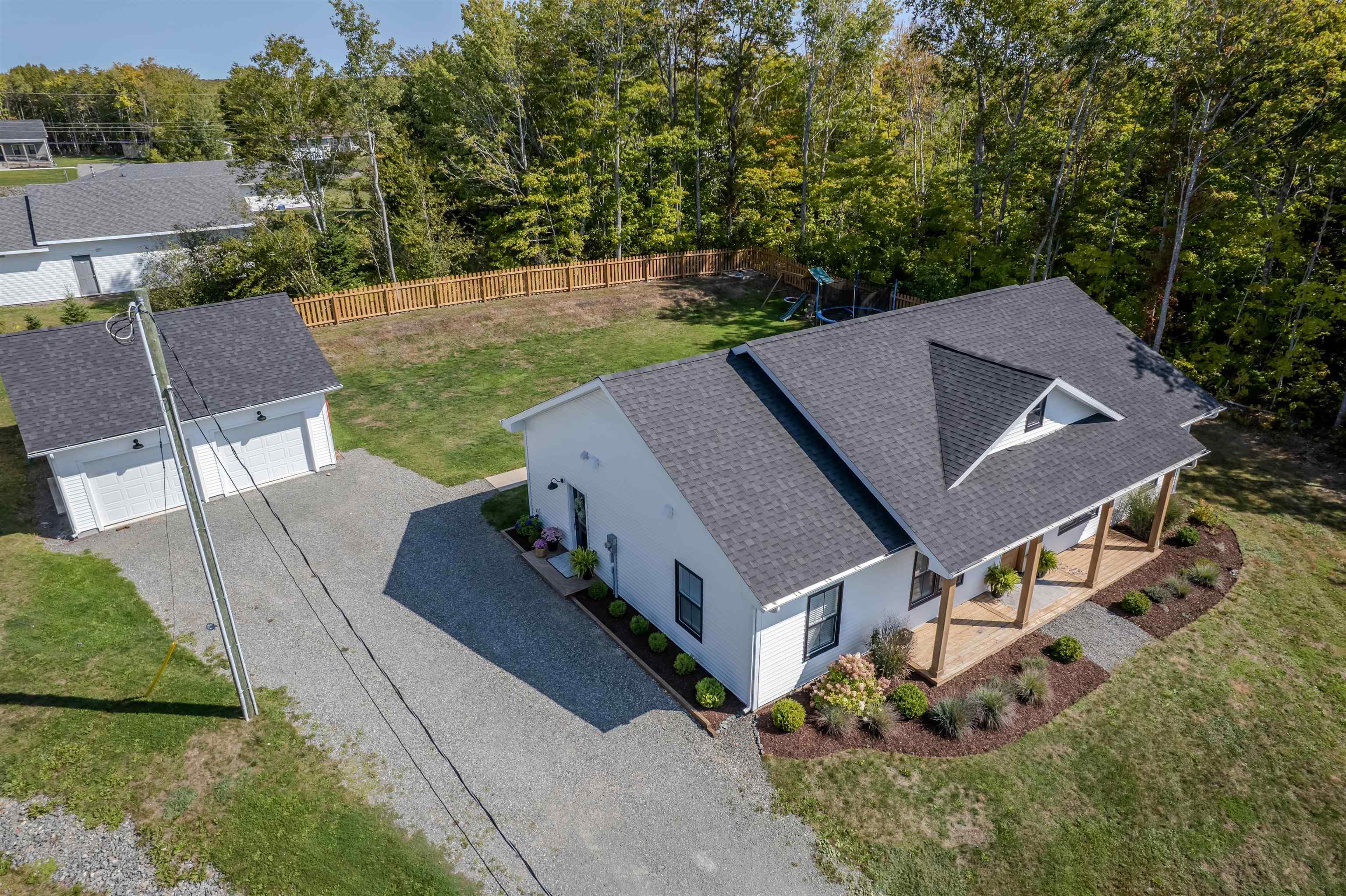 $549,900.00: 131 Marbern Street, Howie Centre