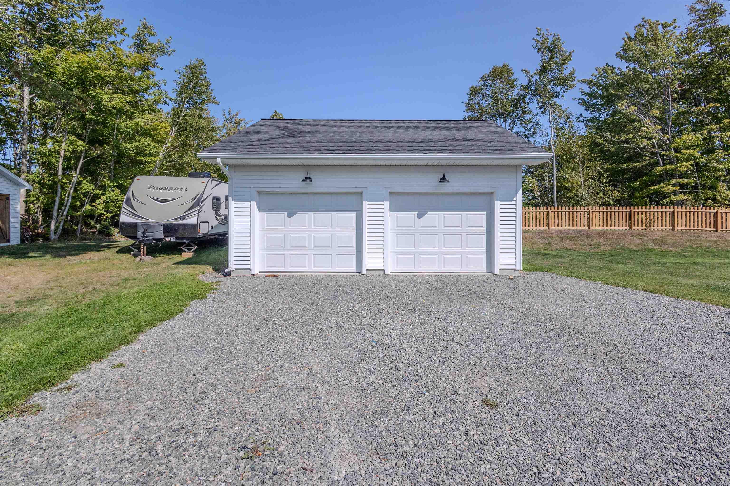 $549,900.00: 131 Marbern Street, Howie Centre