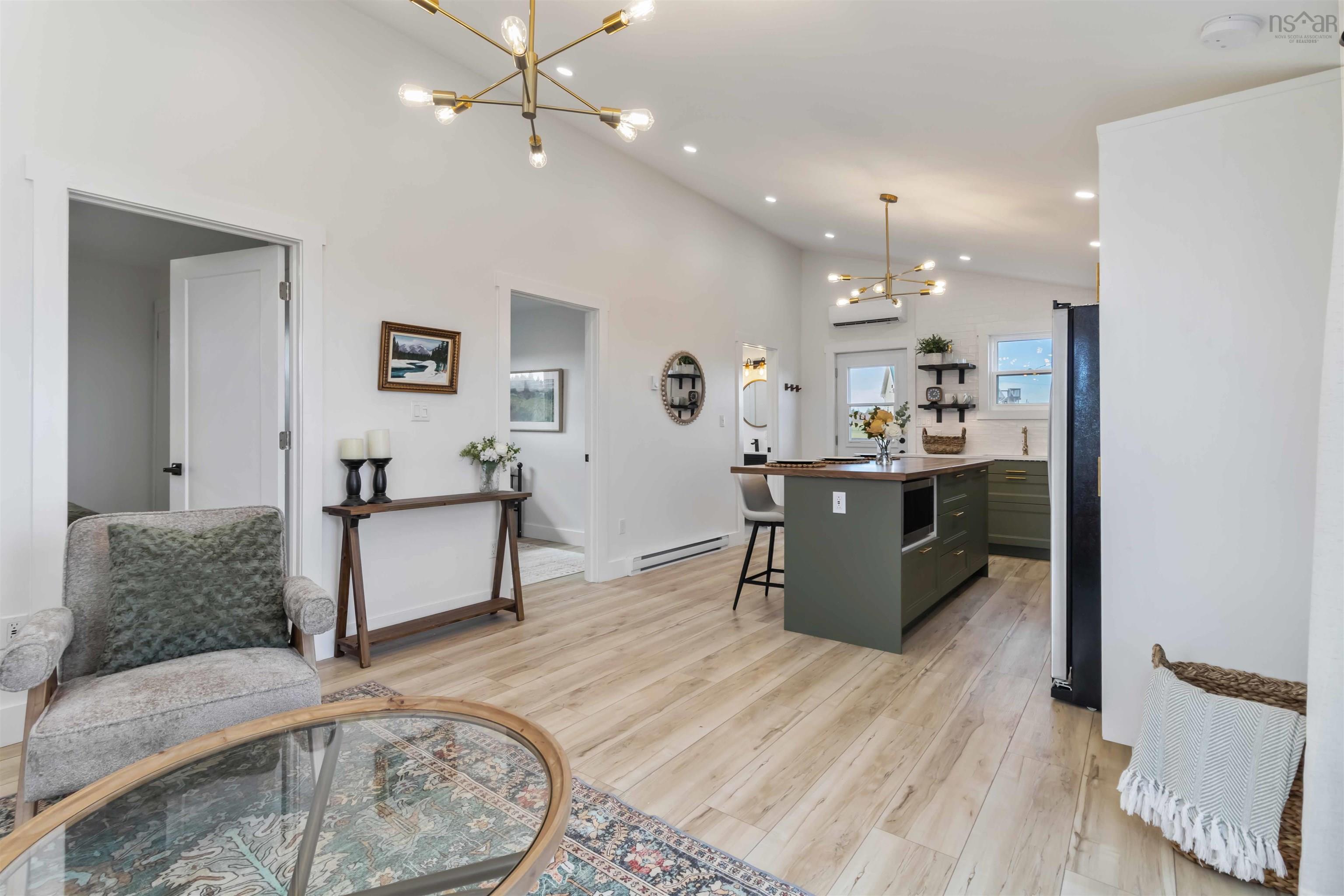 $349,900.00: 5 116 Eric Romkey Lane, Seafoam