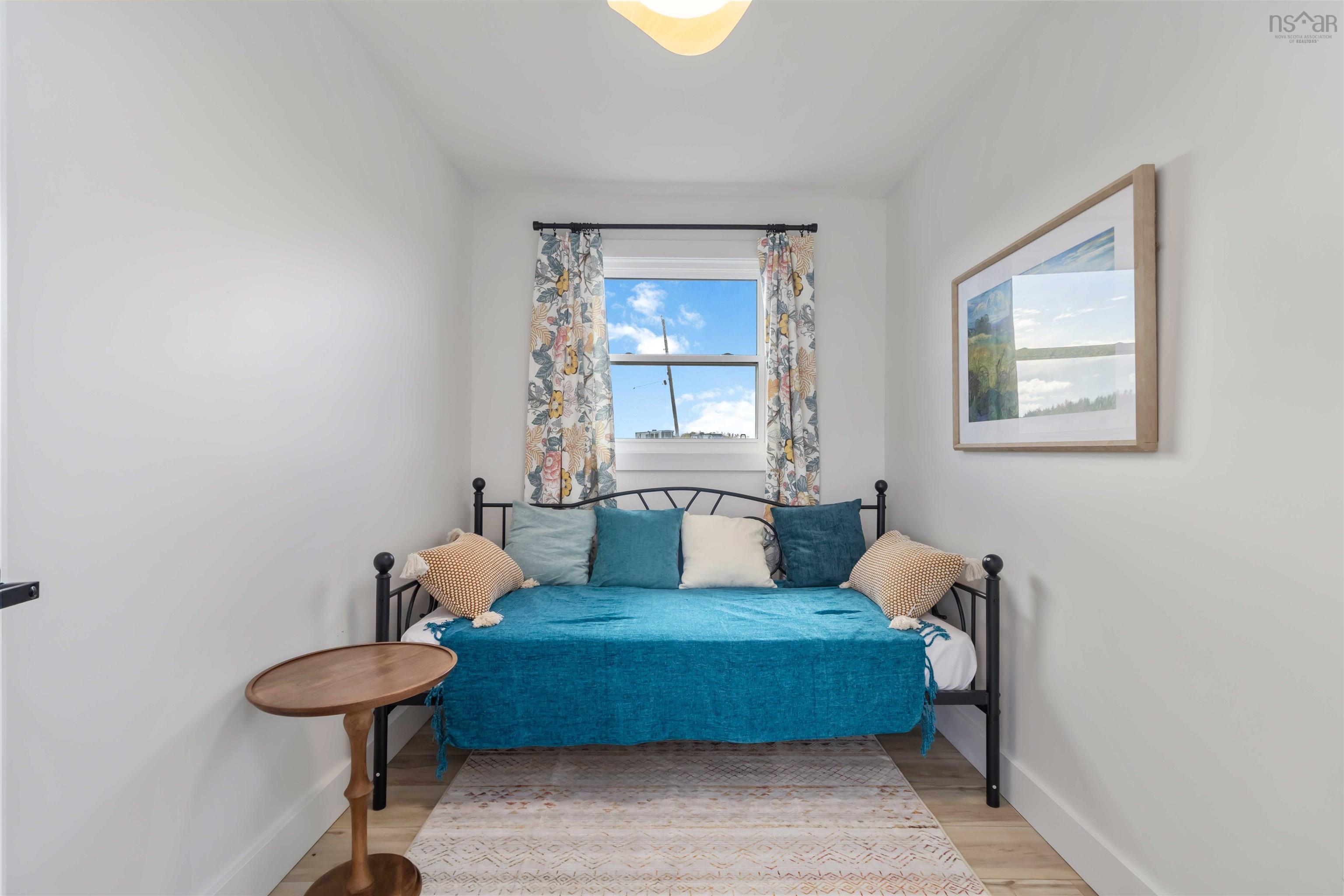 $349,900.00: 5 116 Eric Romkey Lane, Seafoam