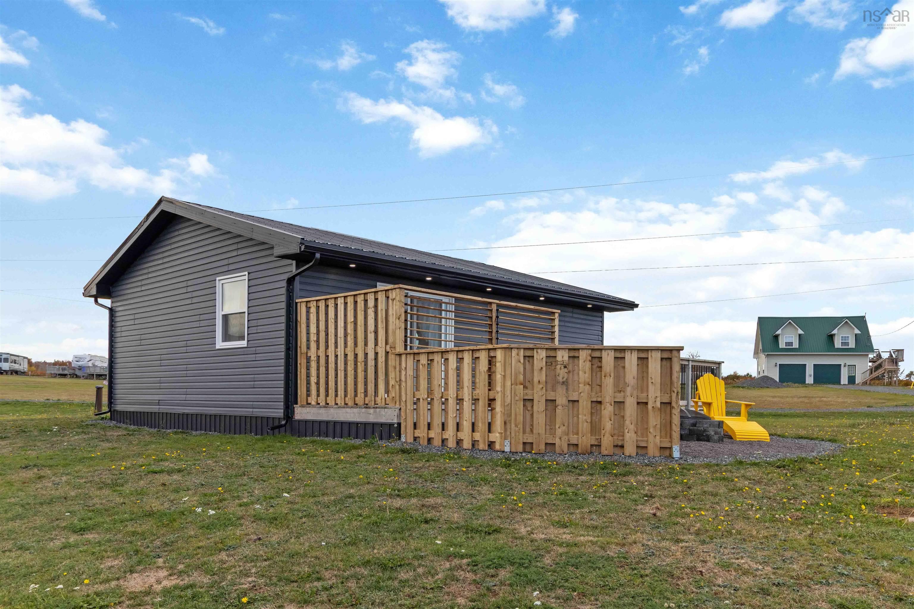 $349,900.00: 5 116 Eric Romkey Lane, Seafoam
