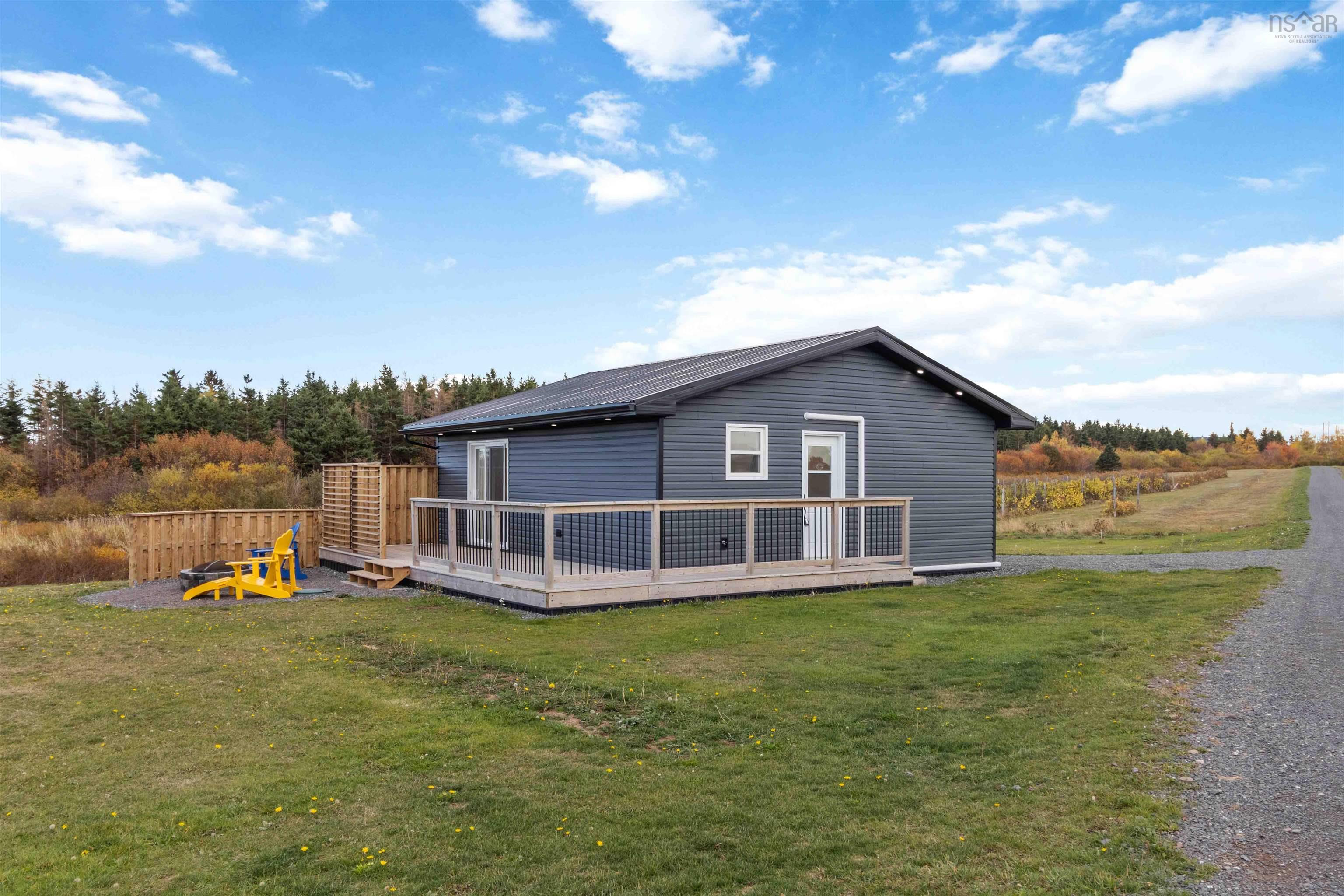 $349,900.00: 5 116 Eric Romkey Lane, Seafoam