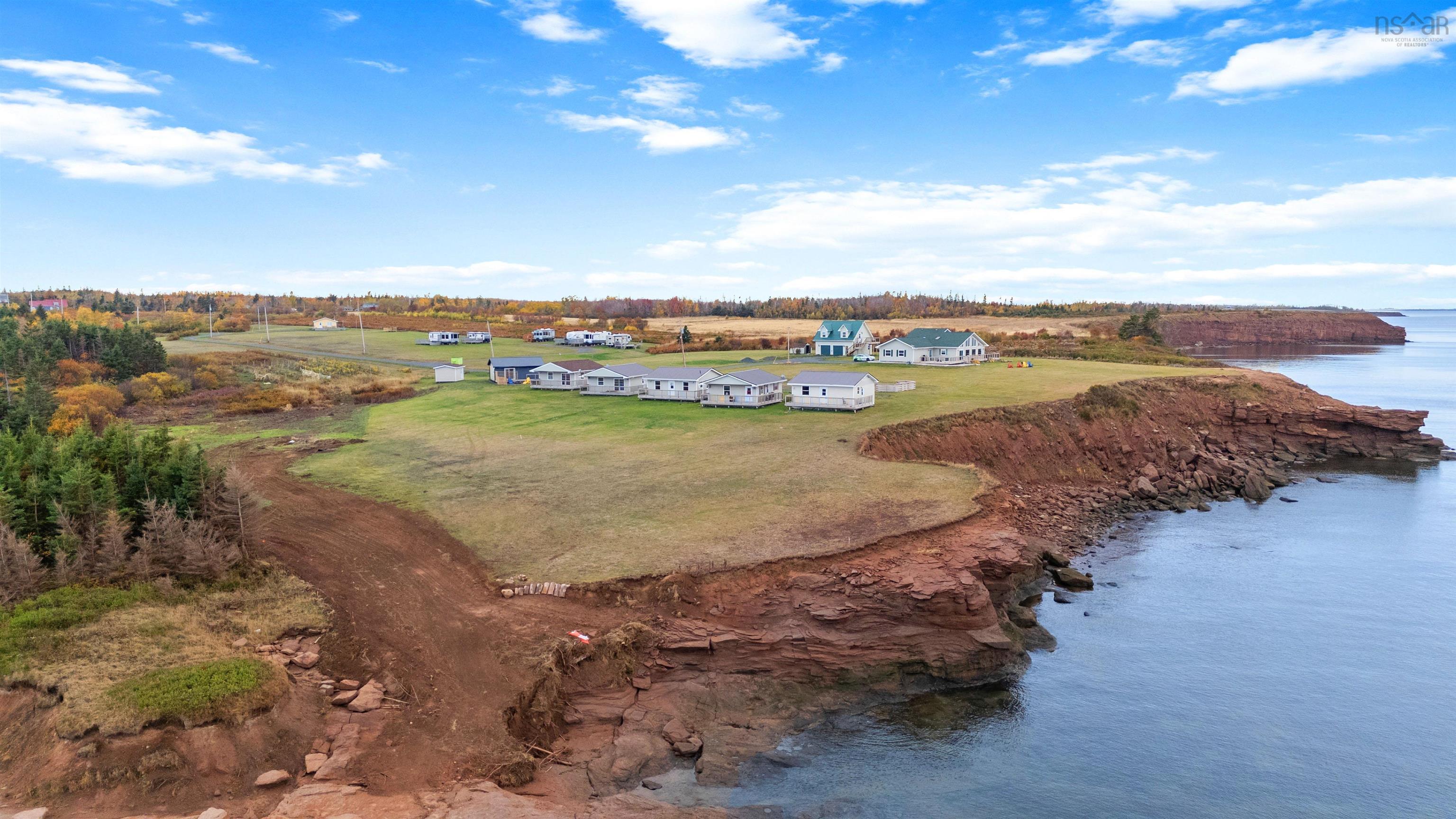 $349,900.00: 5 116 Eric Romkey Lane, Seafoam