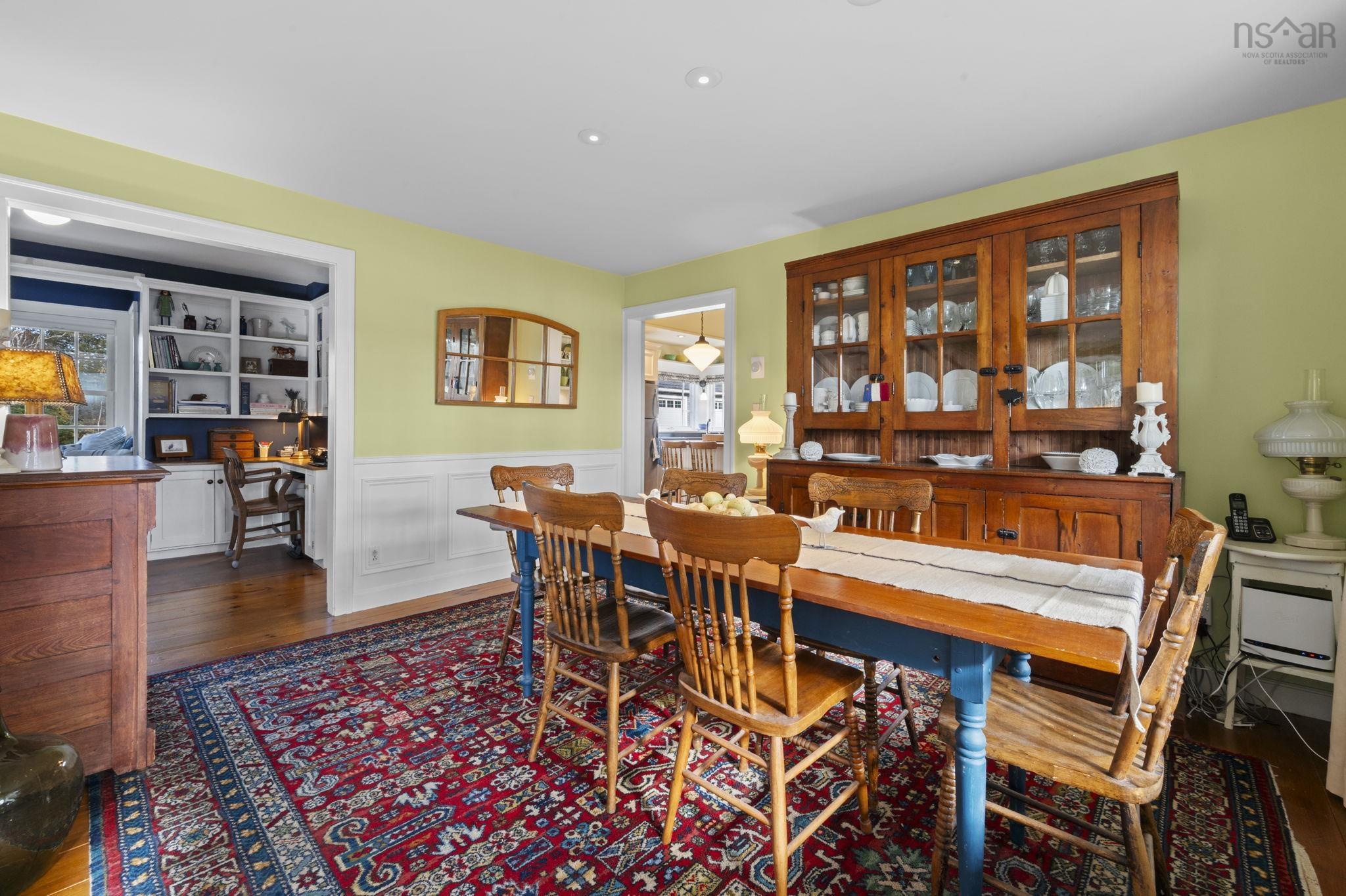 $1,195,000.00: 1563 New Ross Road, Vaughan