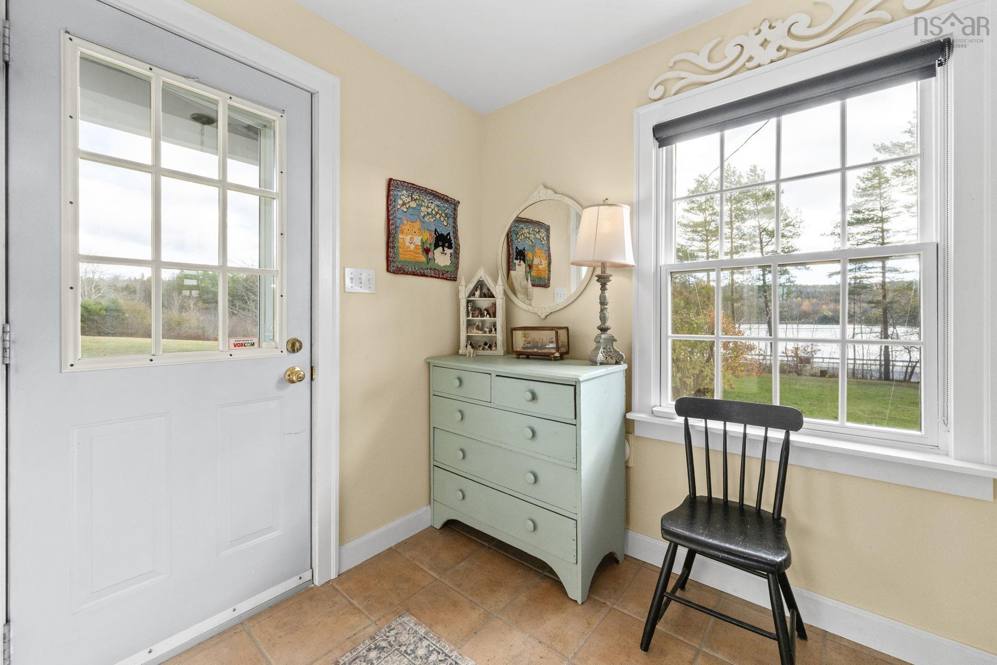 $1,195,000.00: 1563 New Ross Road, Vaughan