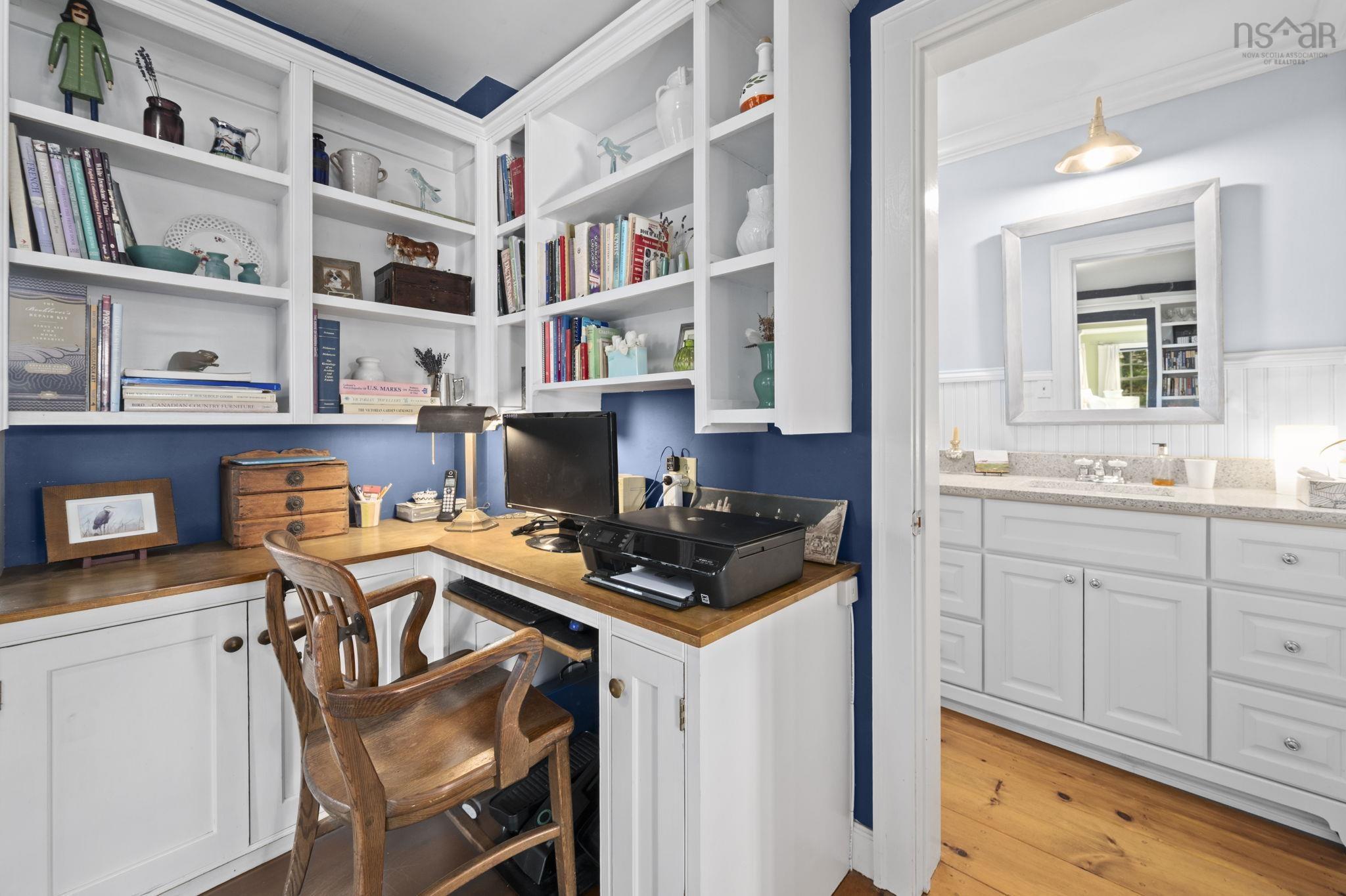 $1,195,000.00: 1563 New Ross Road, Vaughan