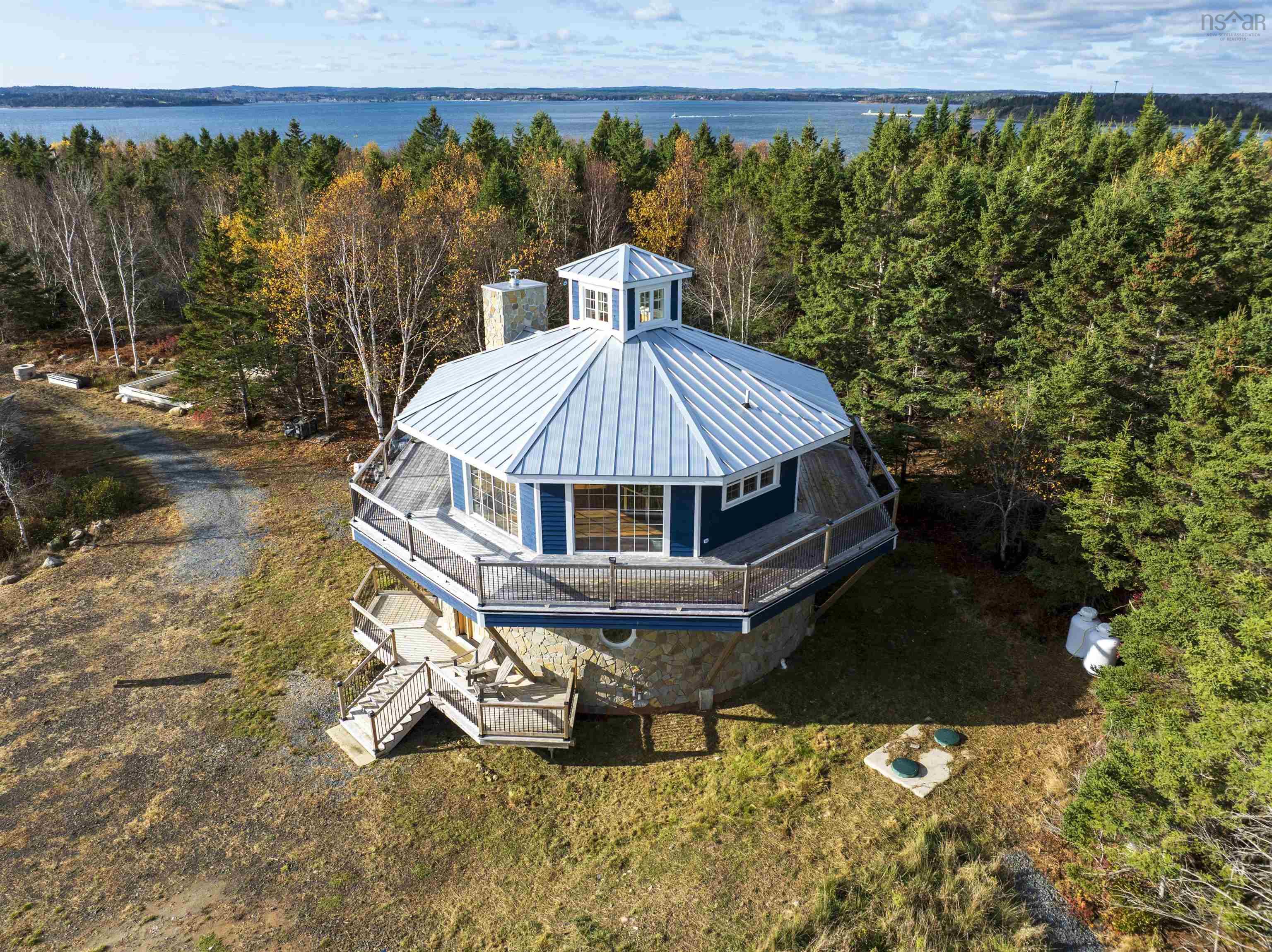 $575,000.00: 93 Rye Hill Road, Garden Lots