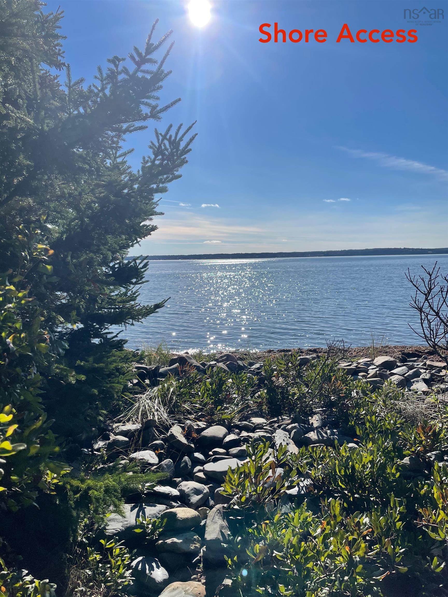 $575,000.00: 93 Rye Hill Road, Garden Lots