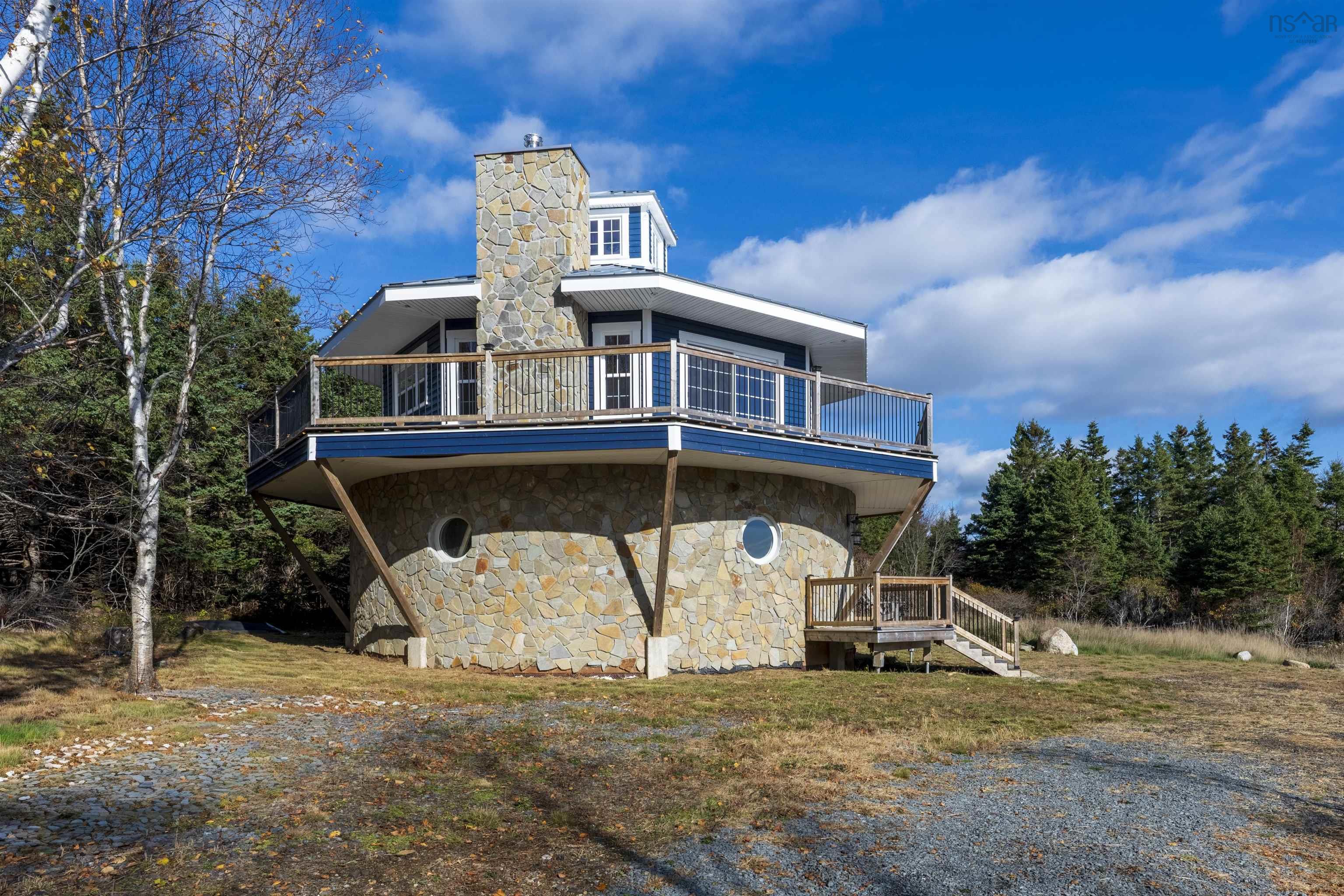 $575,000.00: 93 Rye Hill Road, Garden Lots