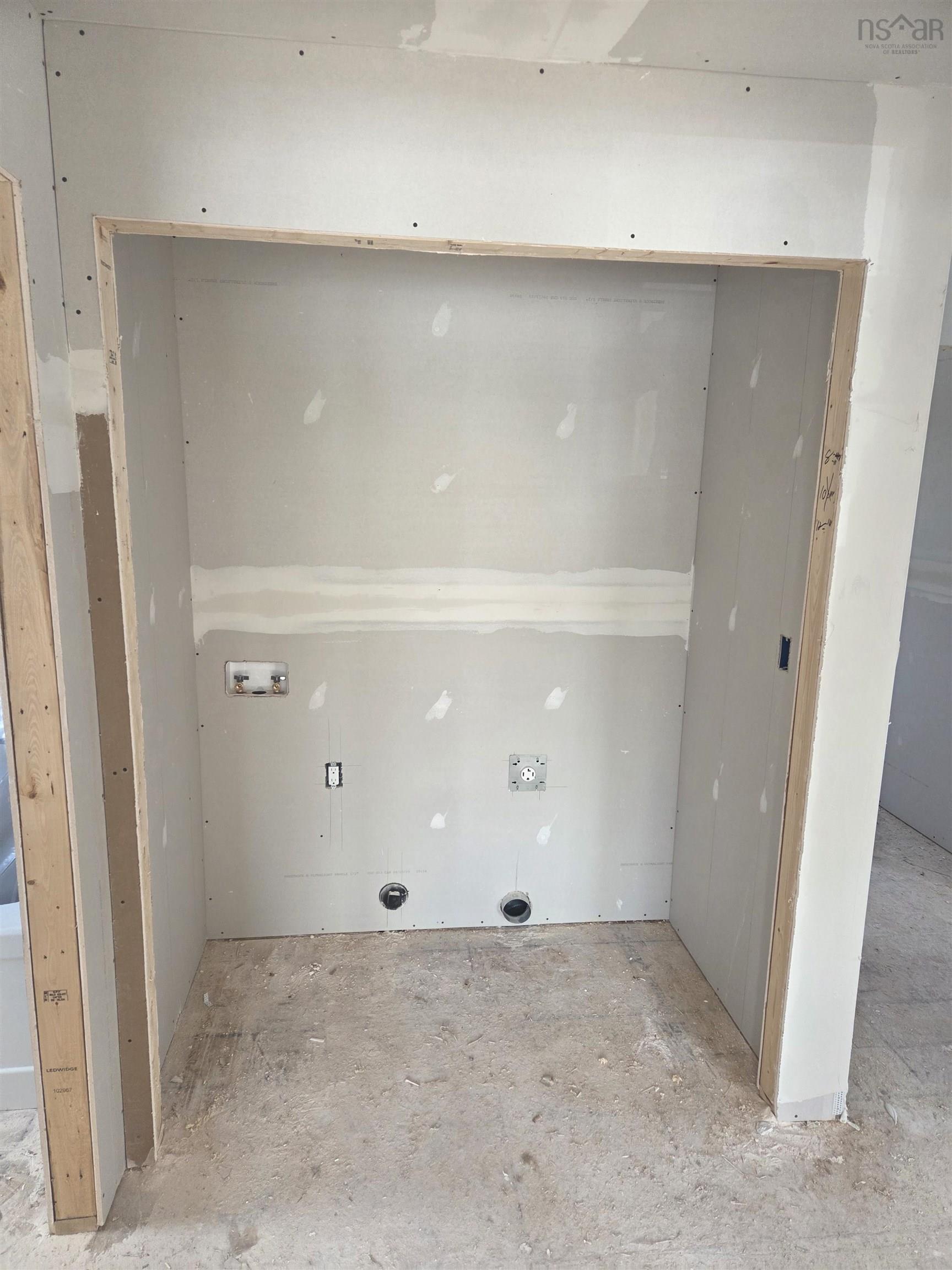 $678,350.00: 91 Burgess Crescent, Windsor