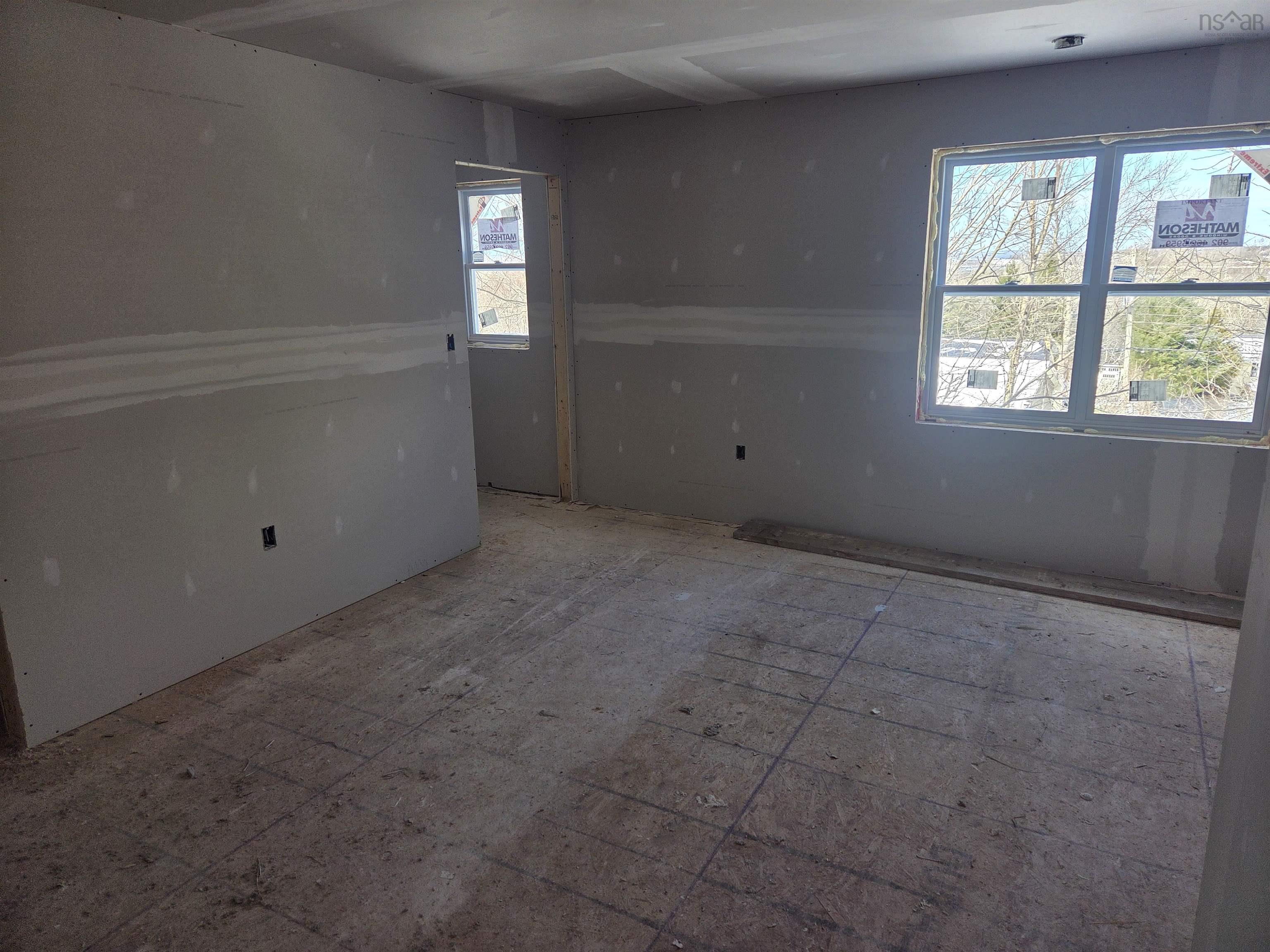 $678,350.00: 91 Burgess Crescent, Windsor