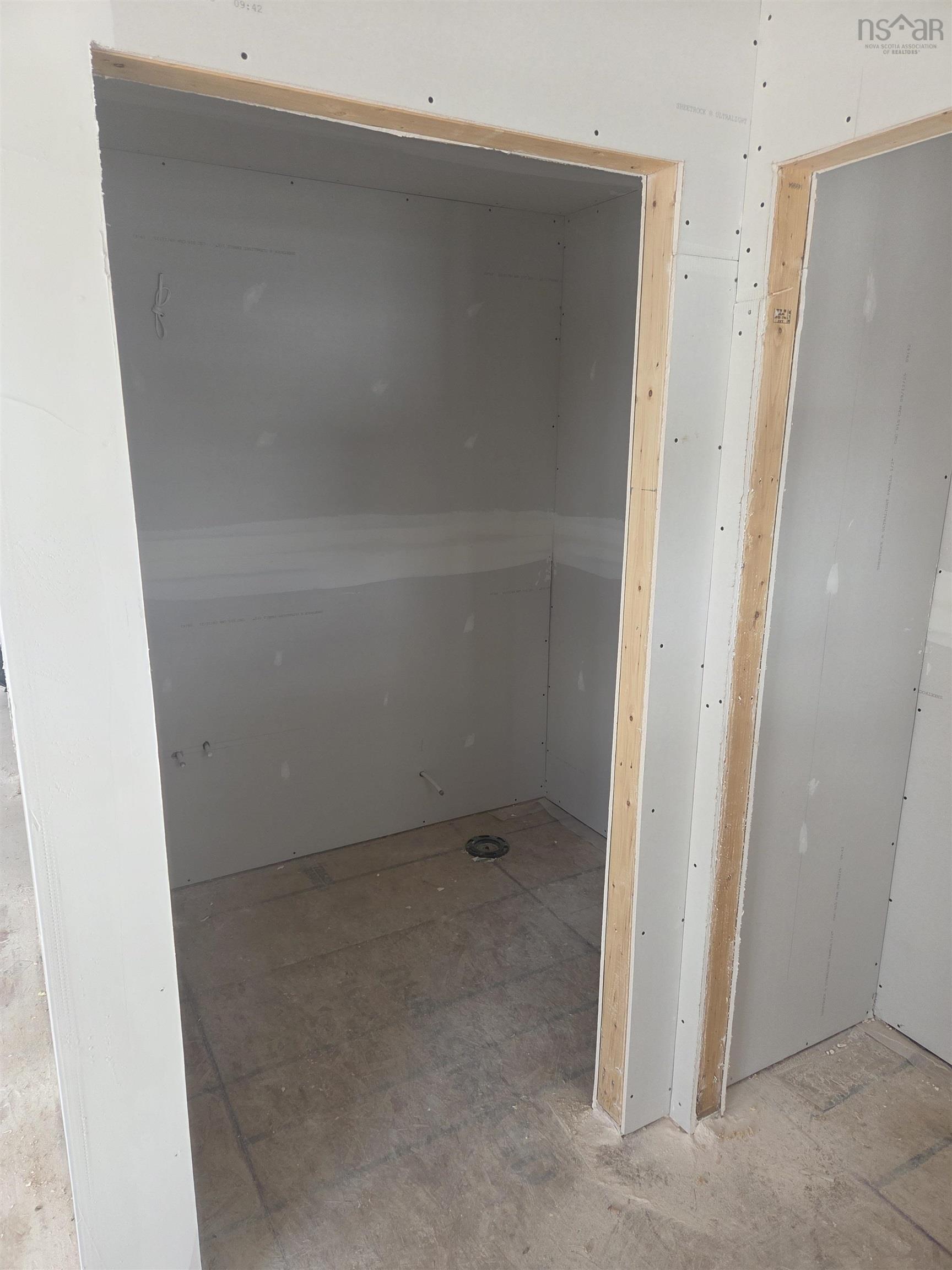 $678,350.00: 91 Burgess Crescent, Windsor