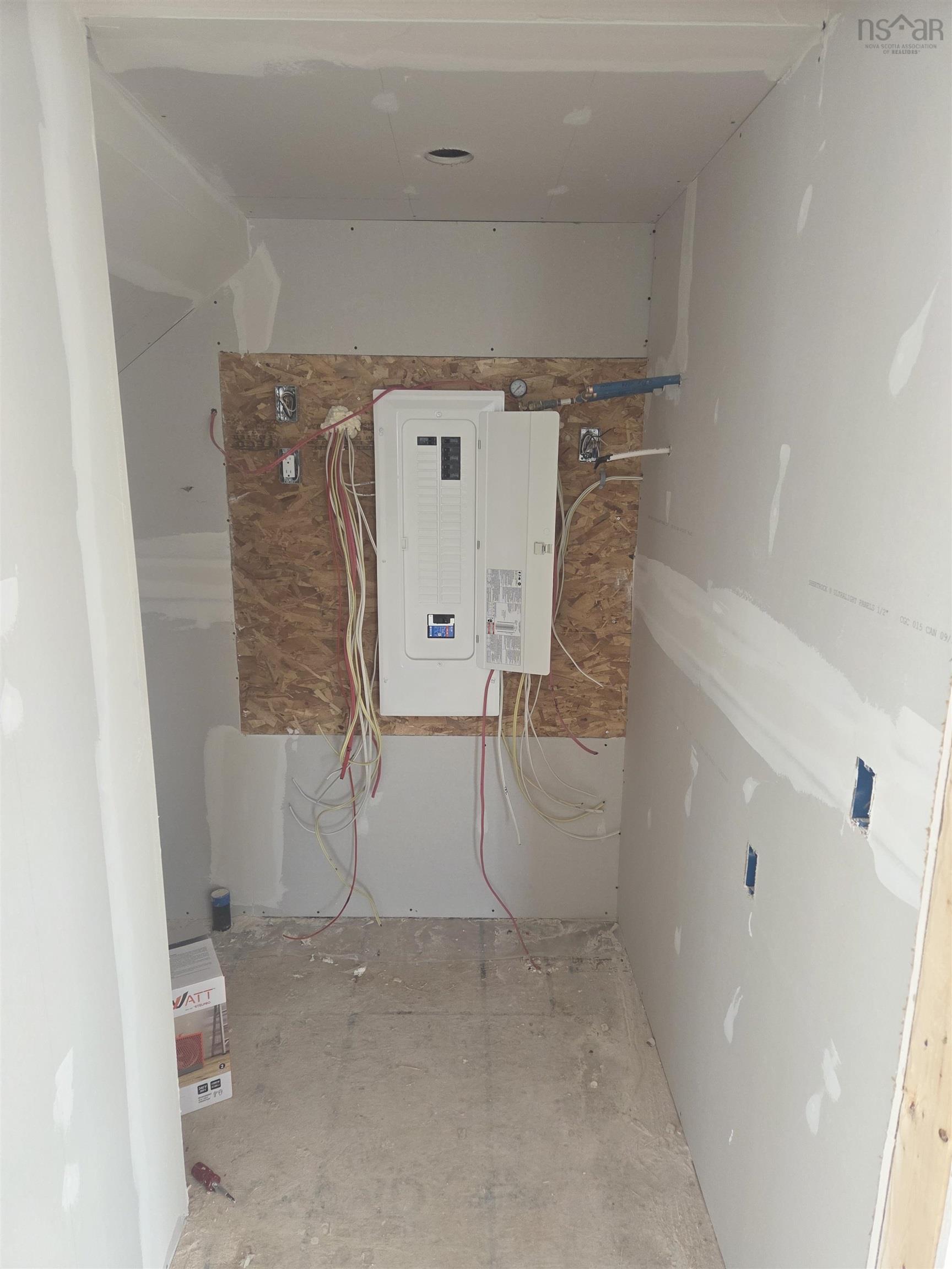 $678,350.00: 91 Burgess Crescent, Windsor