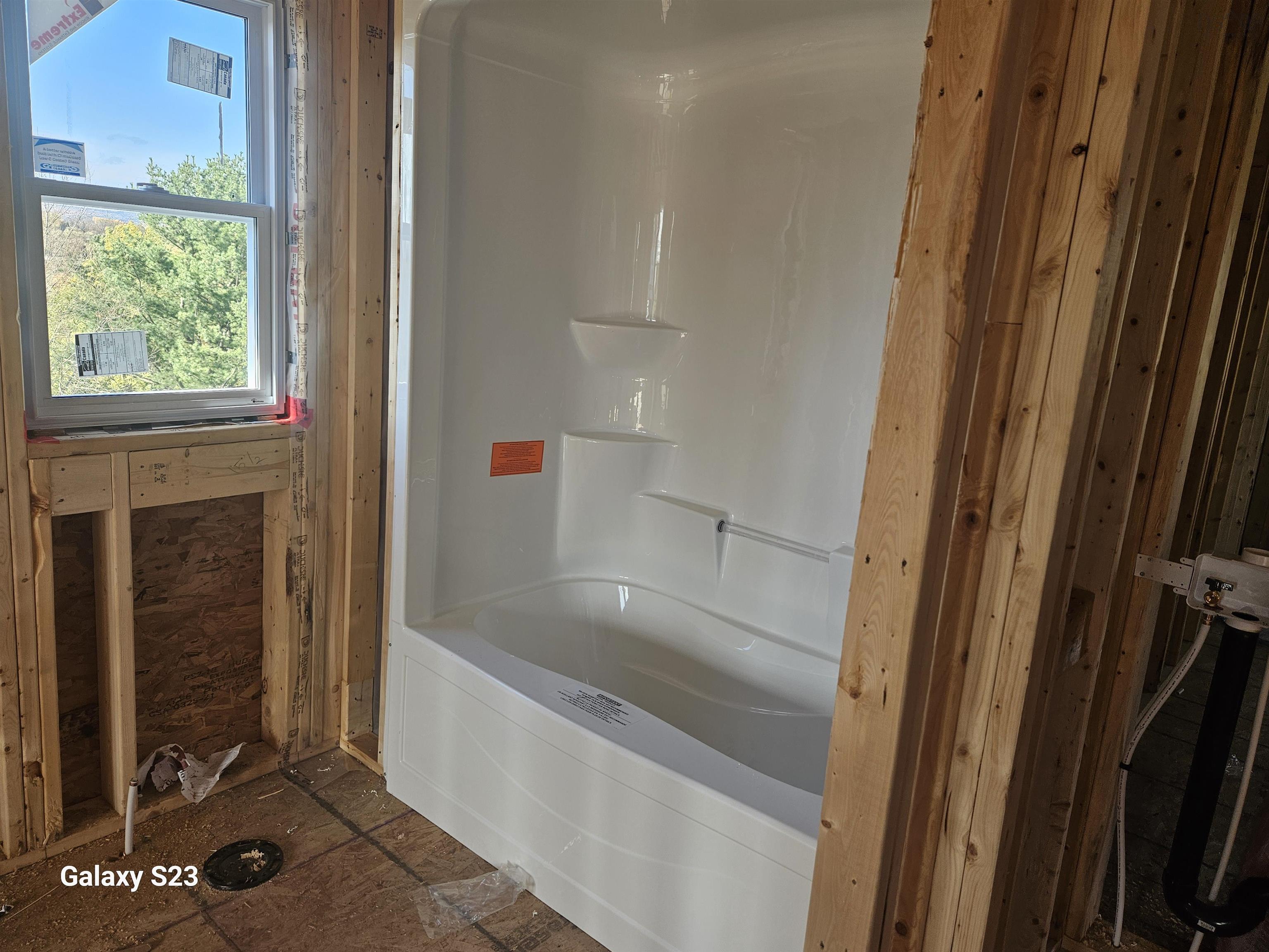 $678,350.00: 91 Burgess Crescent, Windsor