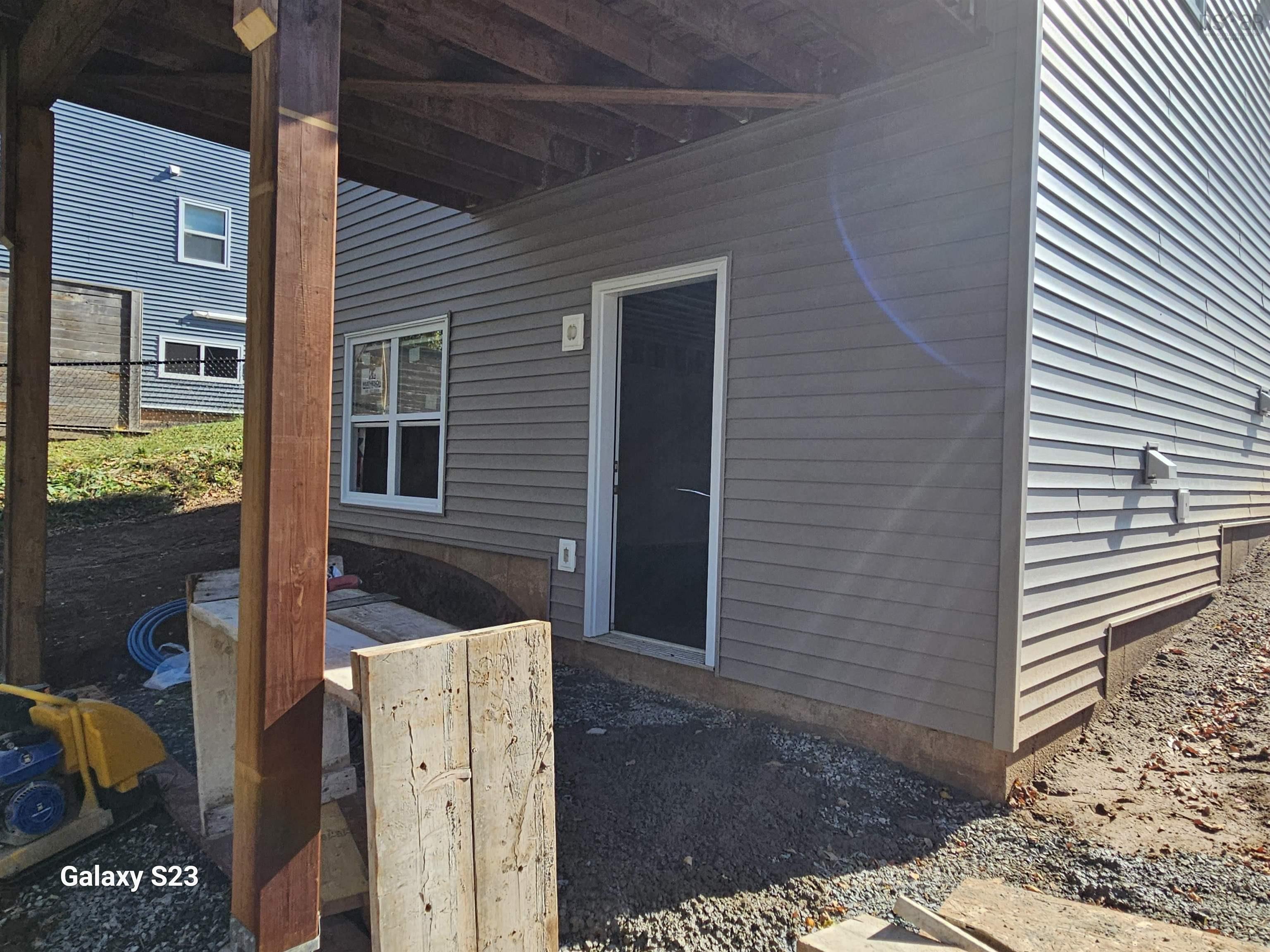 $678,350.00: 91 Burgess Crescent, Windsor